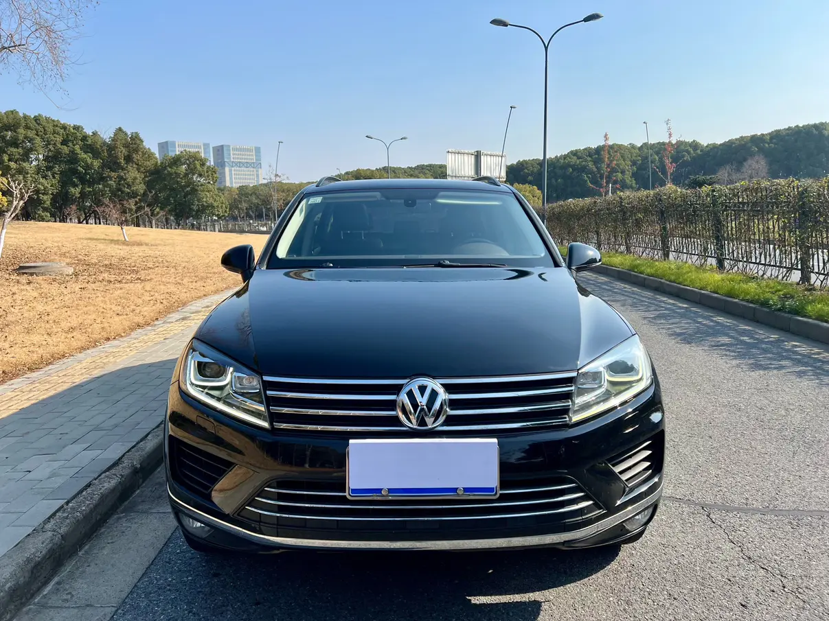 Volkswagen Touareg  из Китая