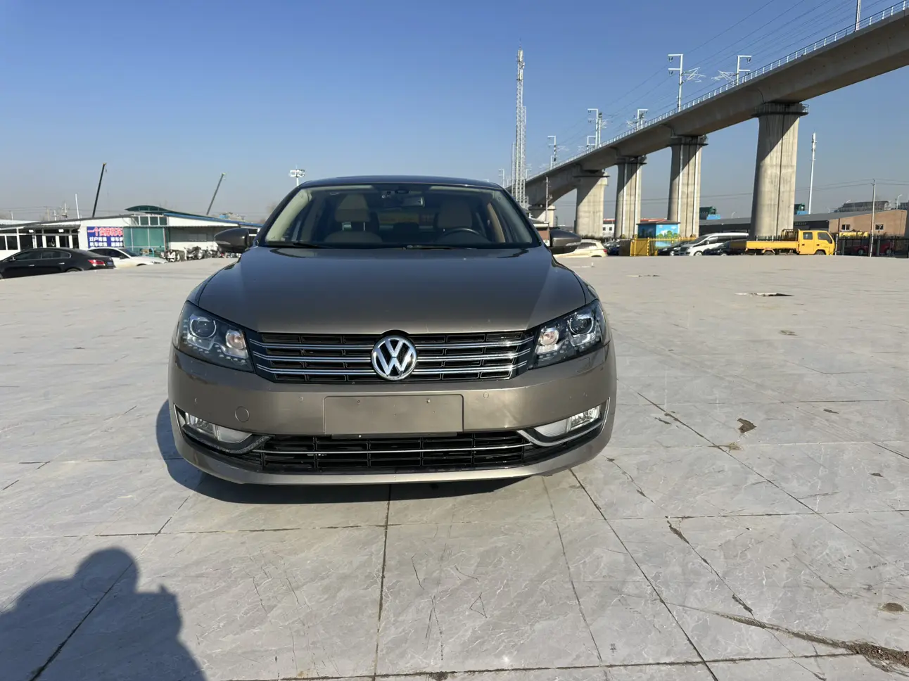 Volkswagen Passat  из Китая