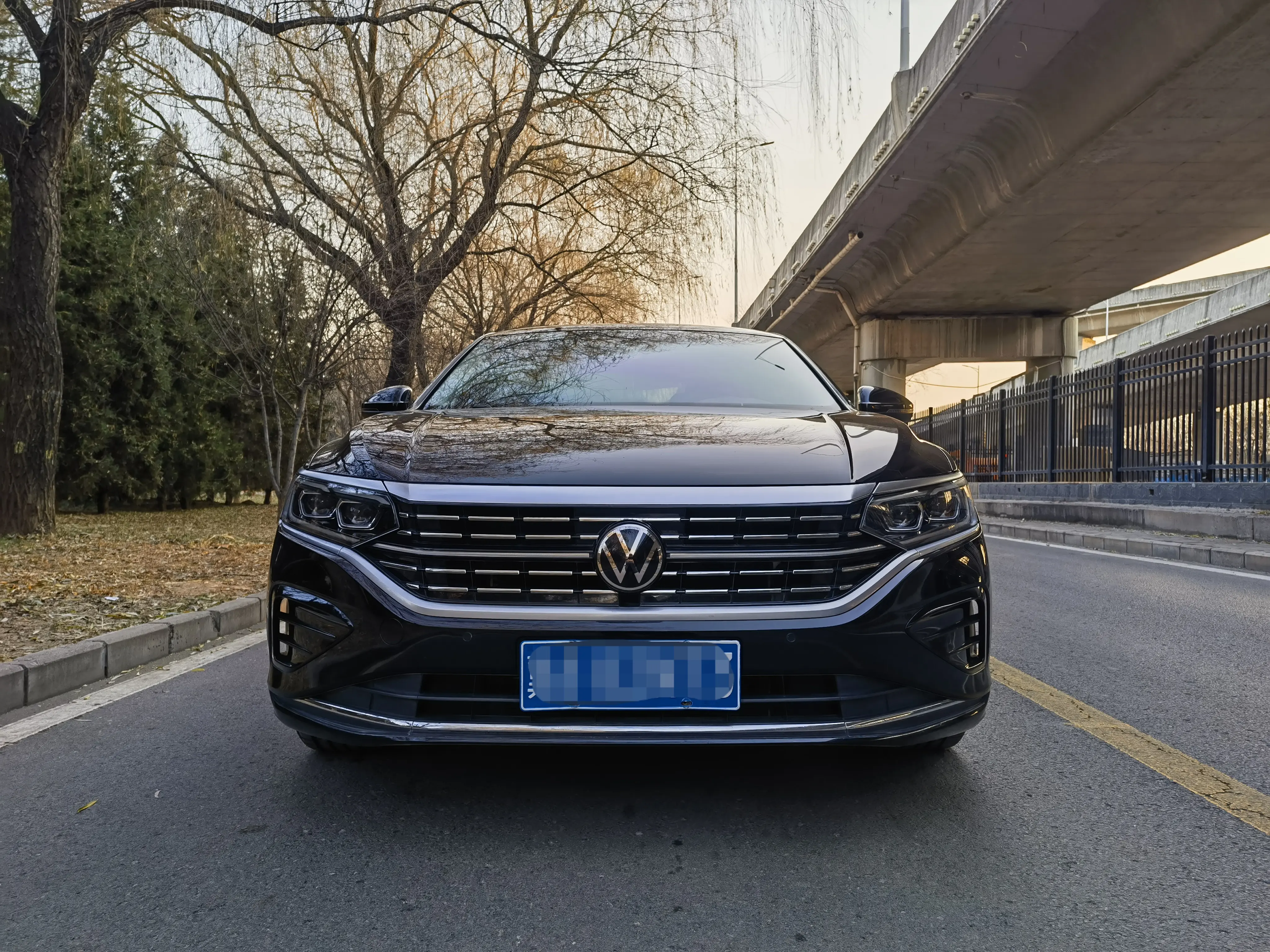 Volkswagen Passat  из Китая