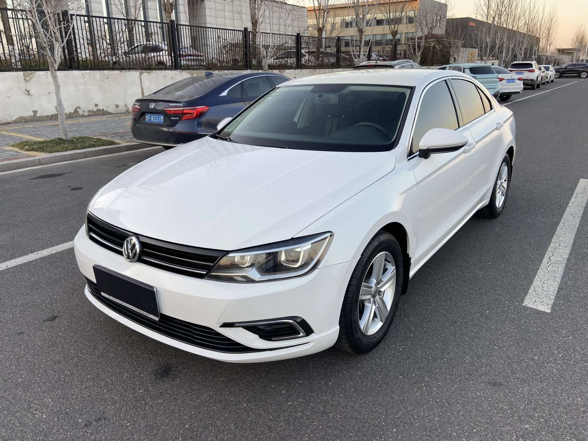 Volkswagen Lamando (Lingdu)  из Китая