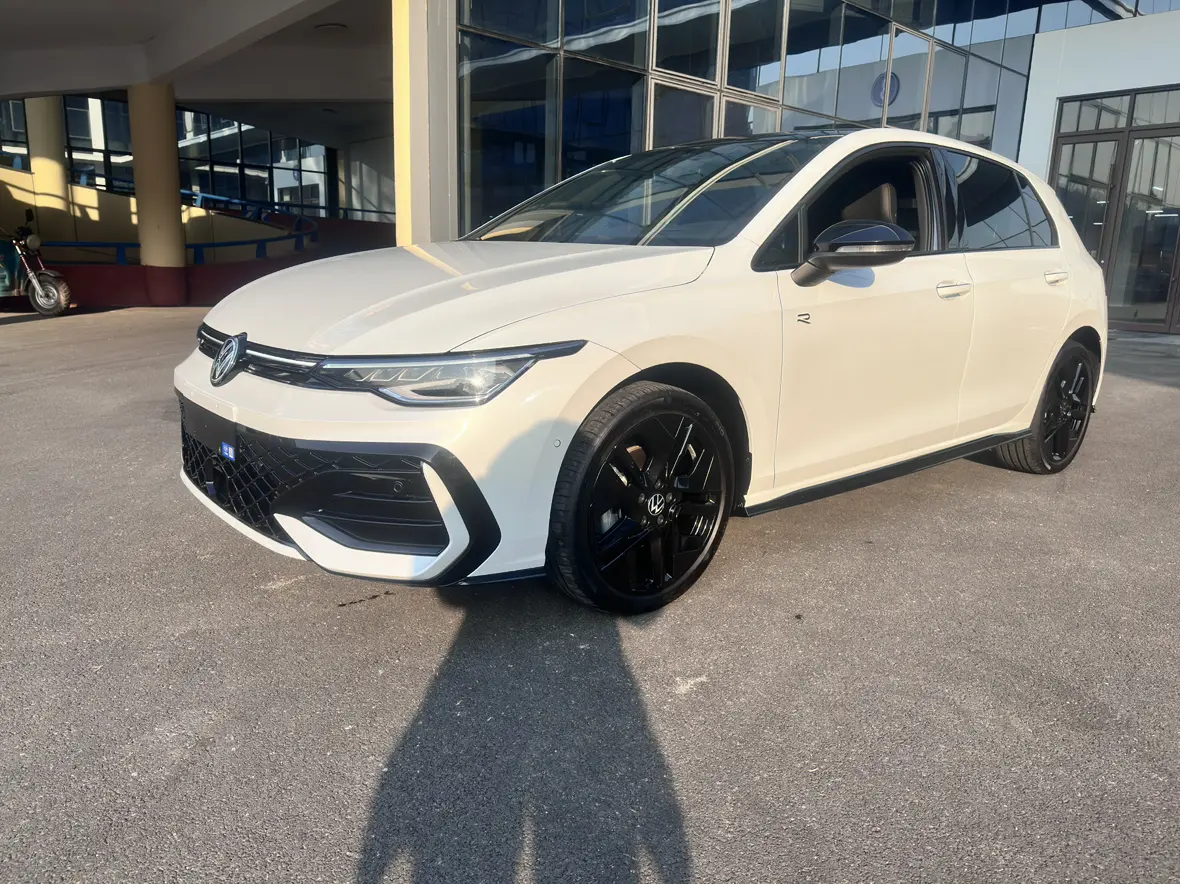 Volkswagen Golf  из Китая