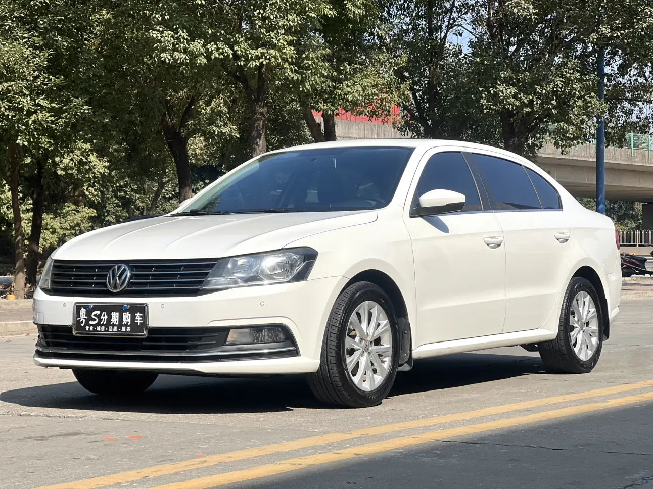 Volkswagen Lavida  из Китая