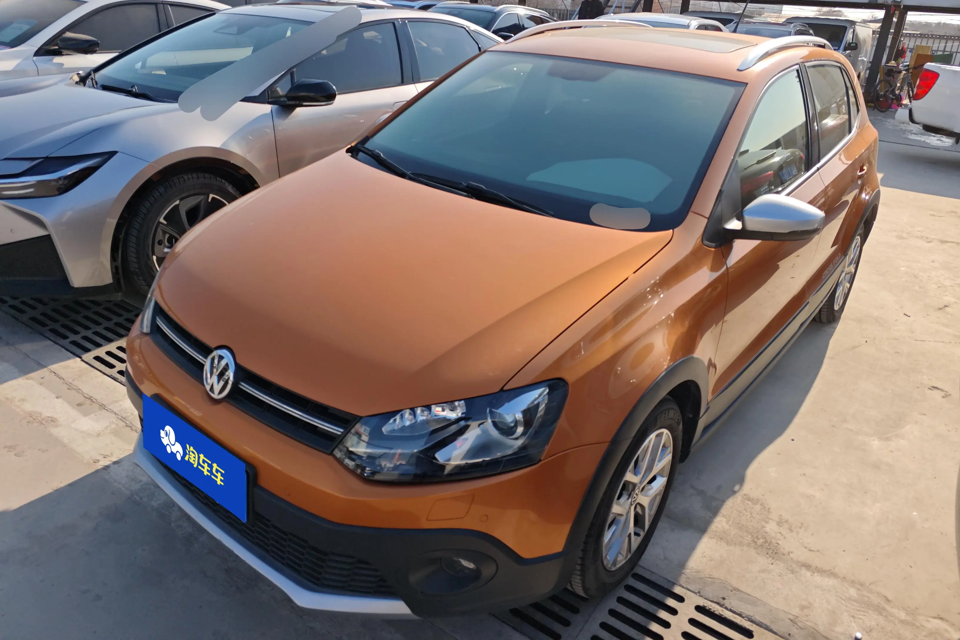 Volkswagen Polo  из Китая