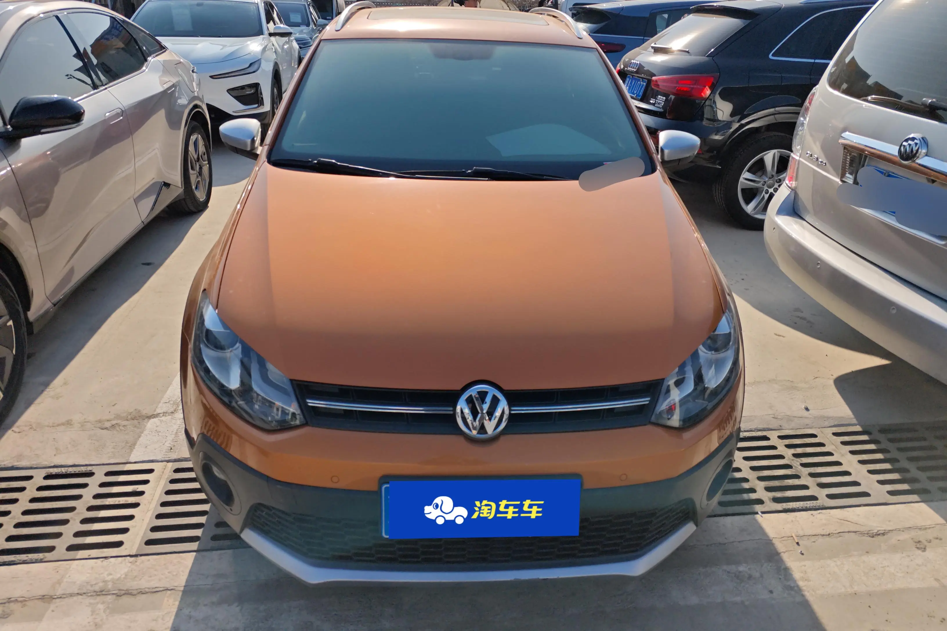 Volkswagen Polo  из Китая