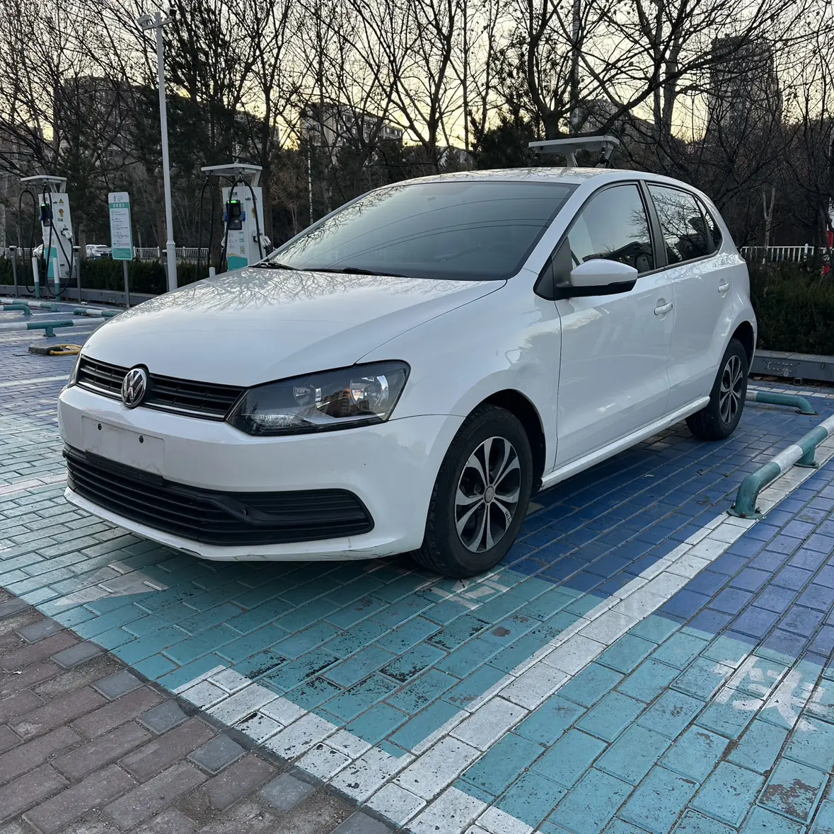 Volkswagen Polo  из Китая