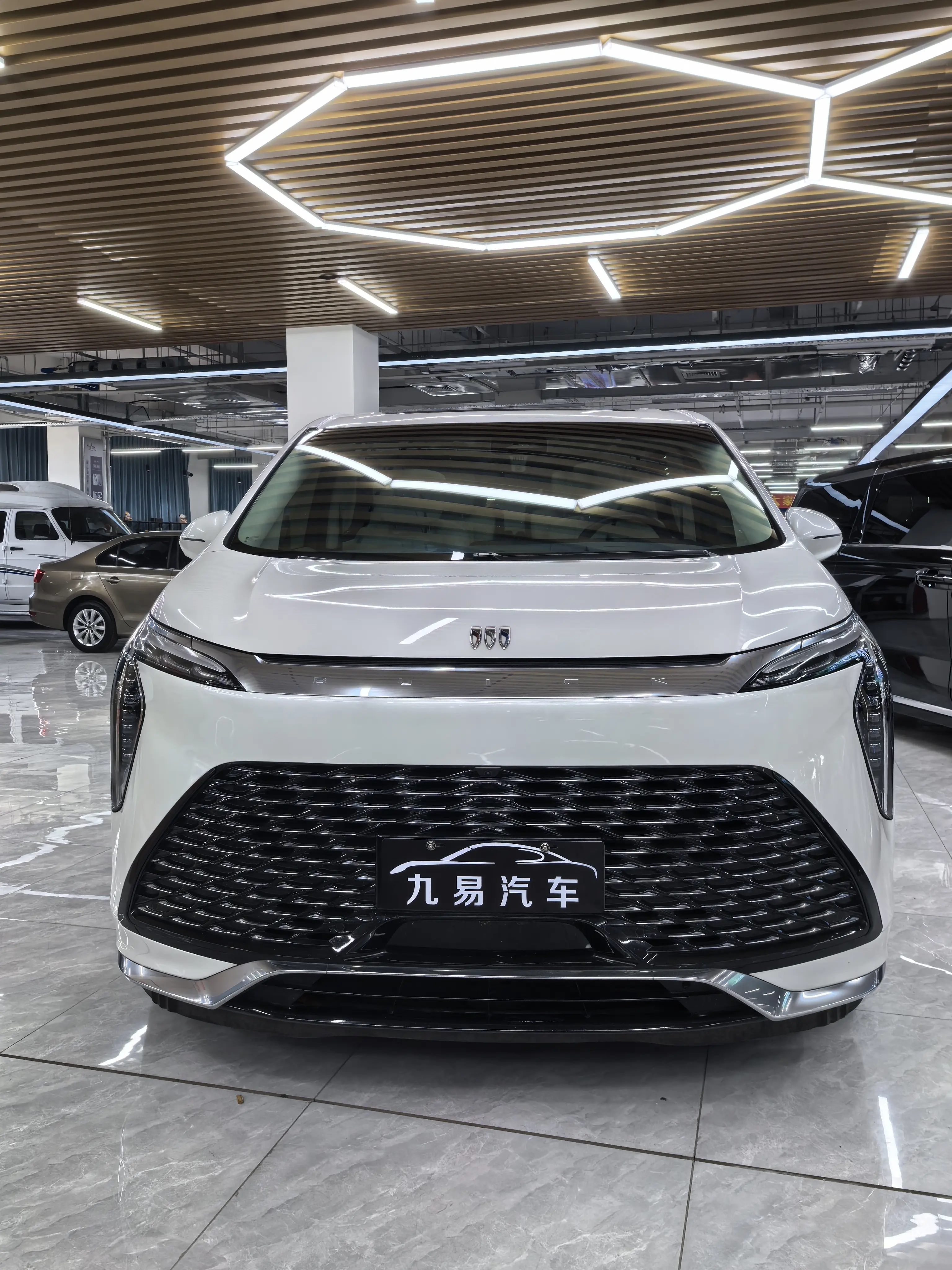 Buick Century  из Китая