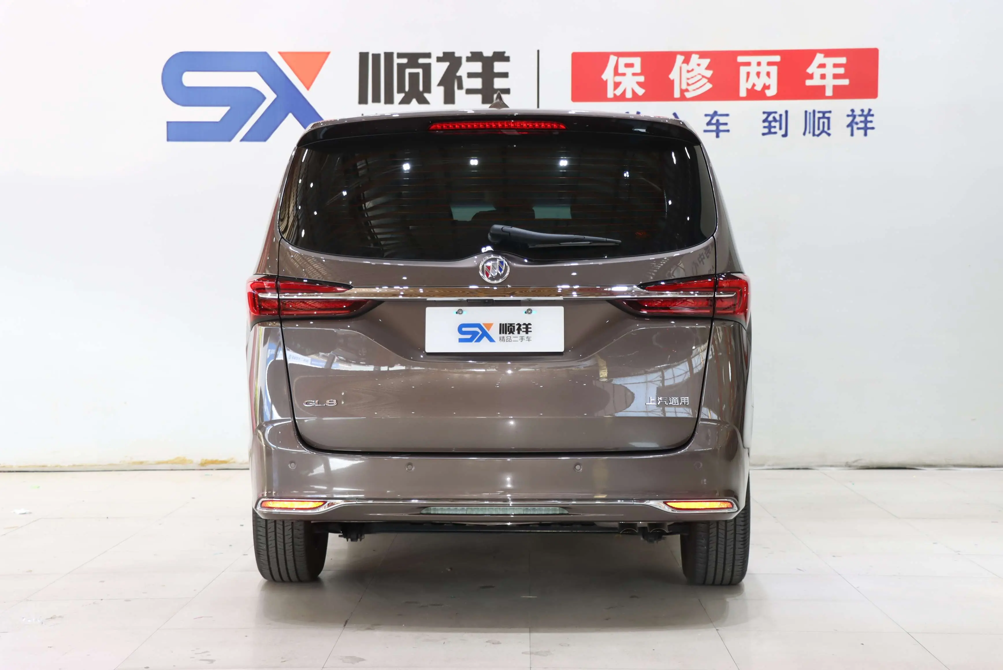 Buick GL8  из Китая