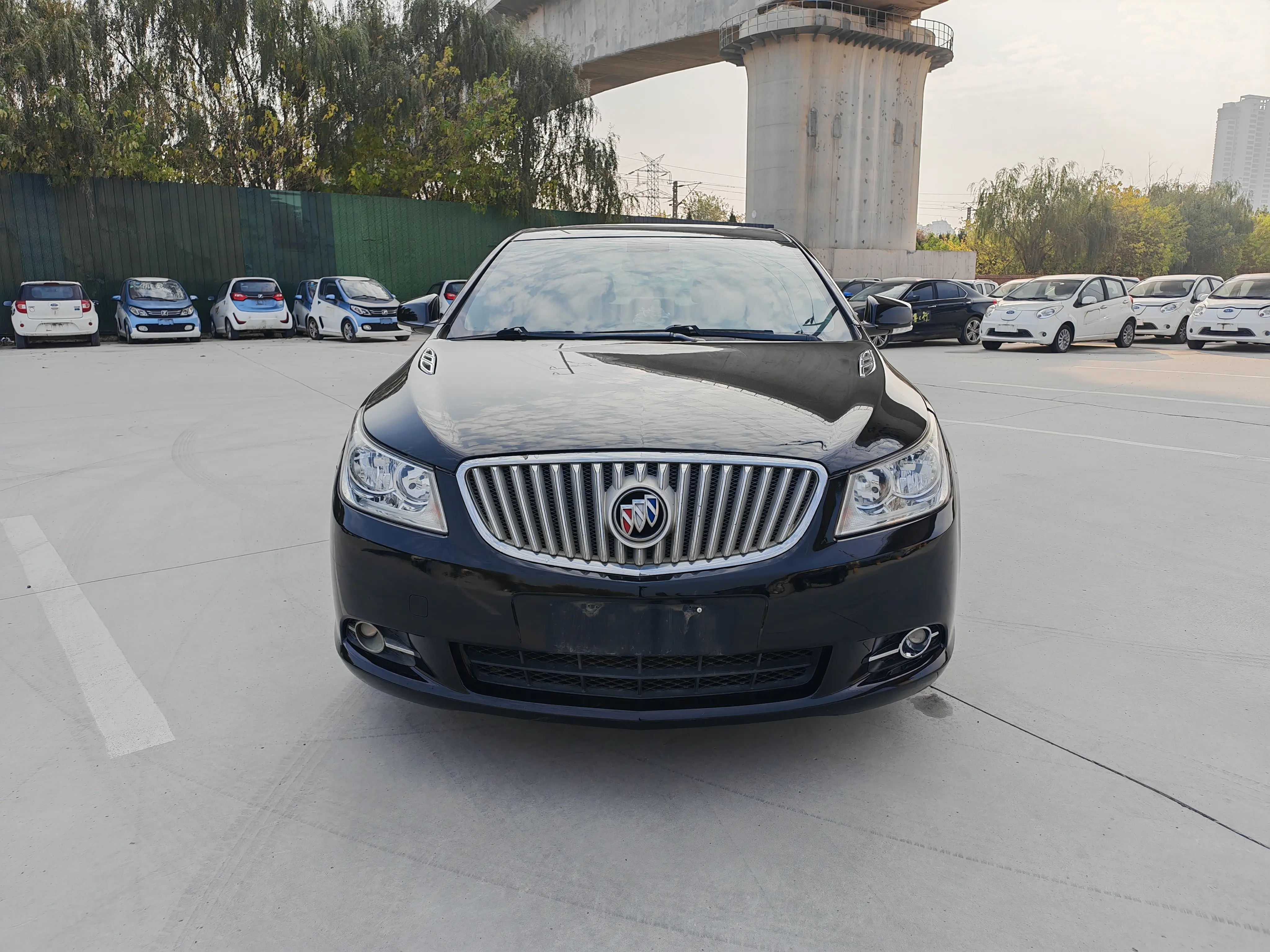 Buick LaCrosse  из Китая