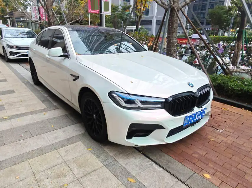BMW 5 Series  из Китая