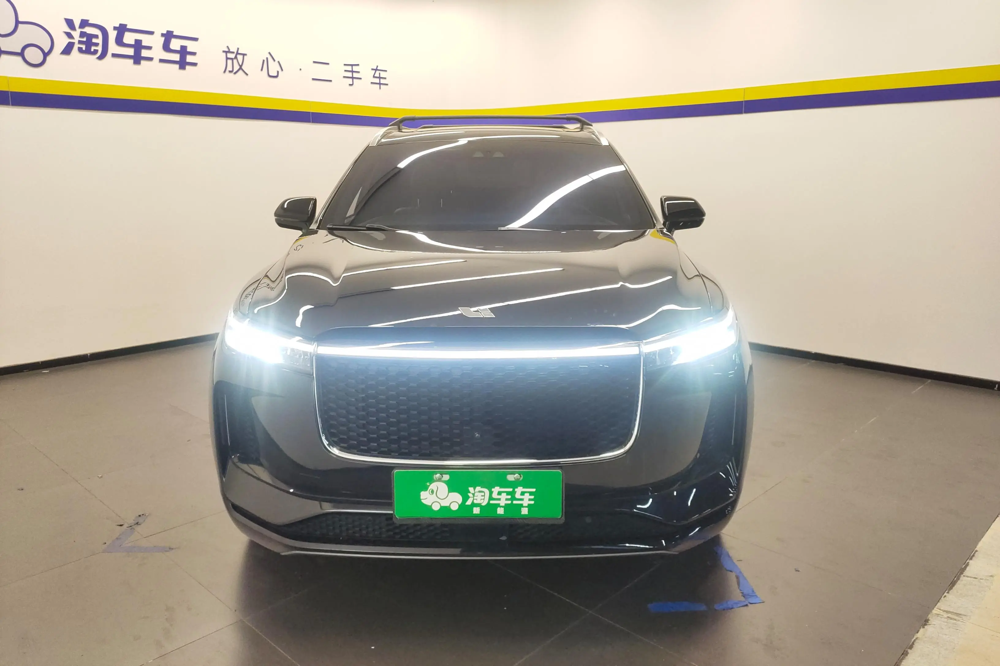 Li ONE (Ideal ONE)  из Китая