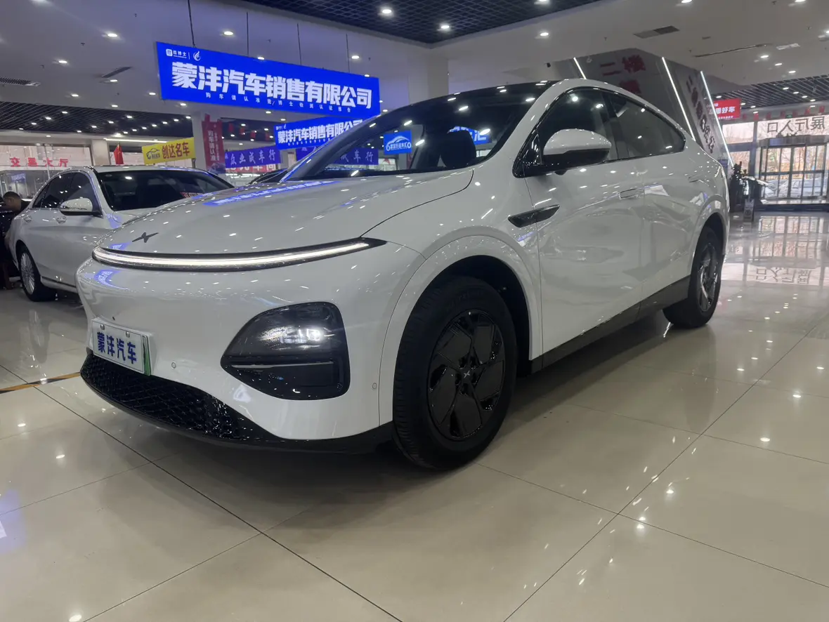 Xpeng G6  из Китая