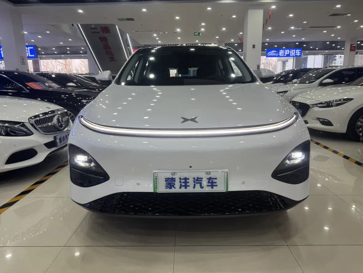 Xpeng G6  из Китая