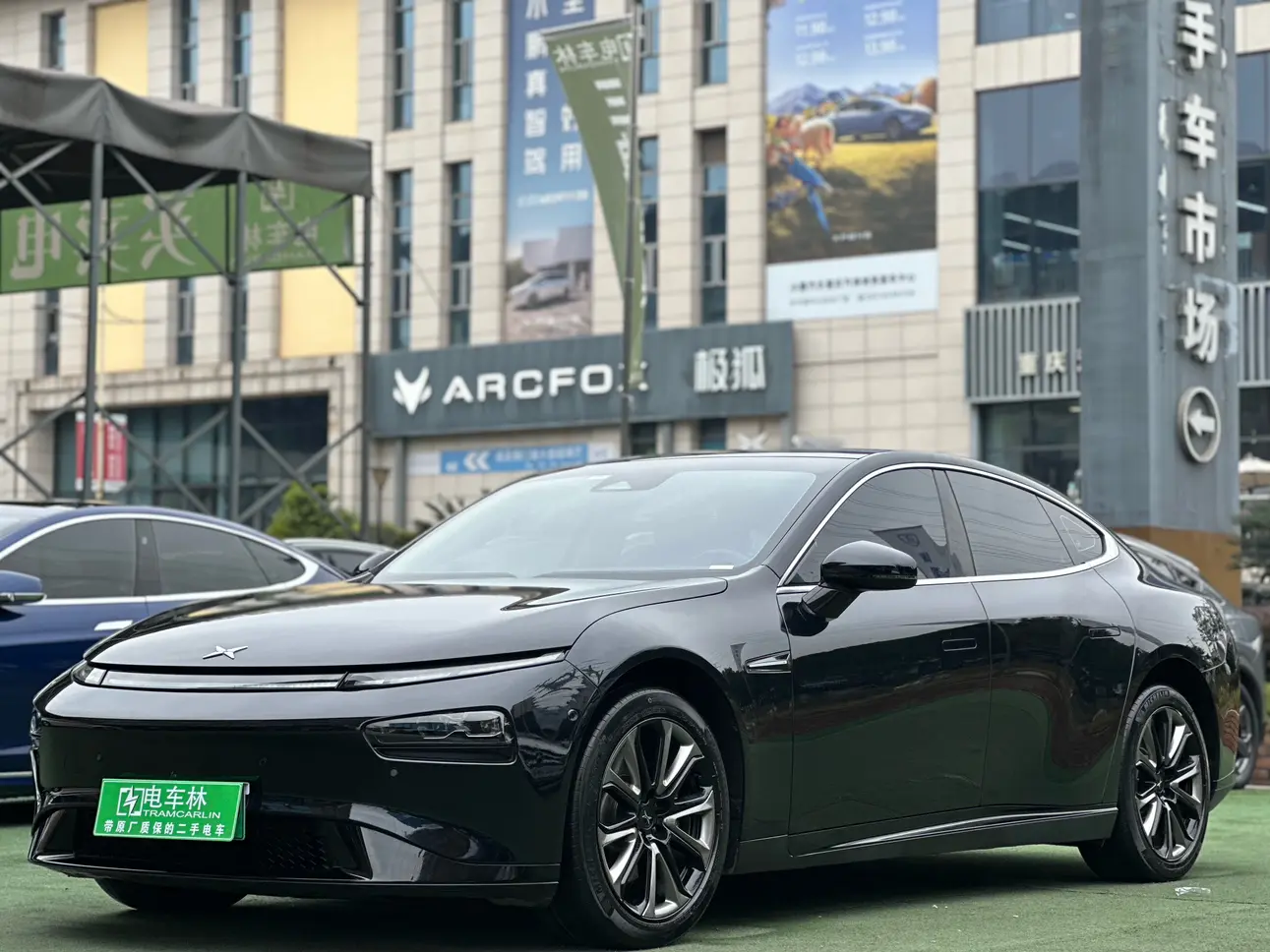 Xpeng P7  из Китая