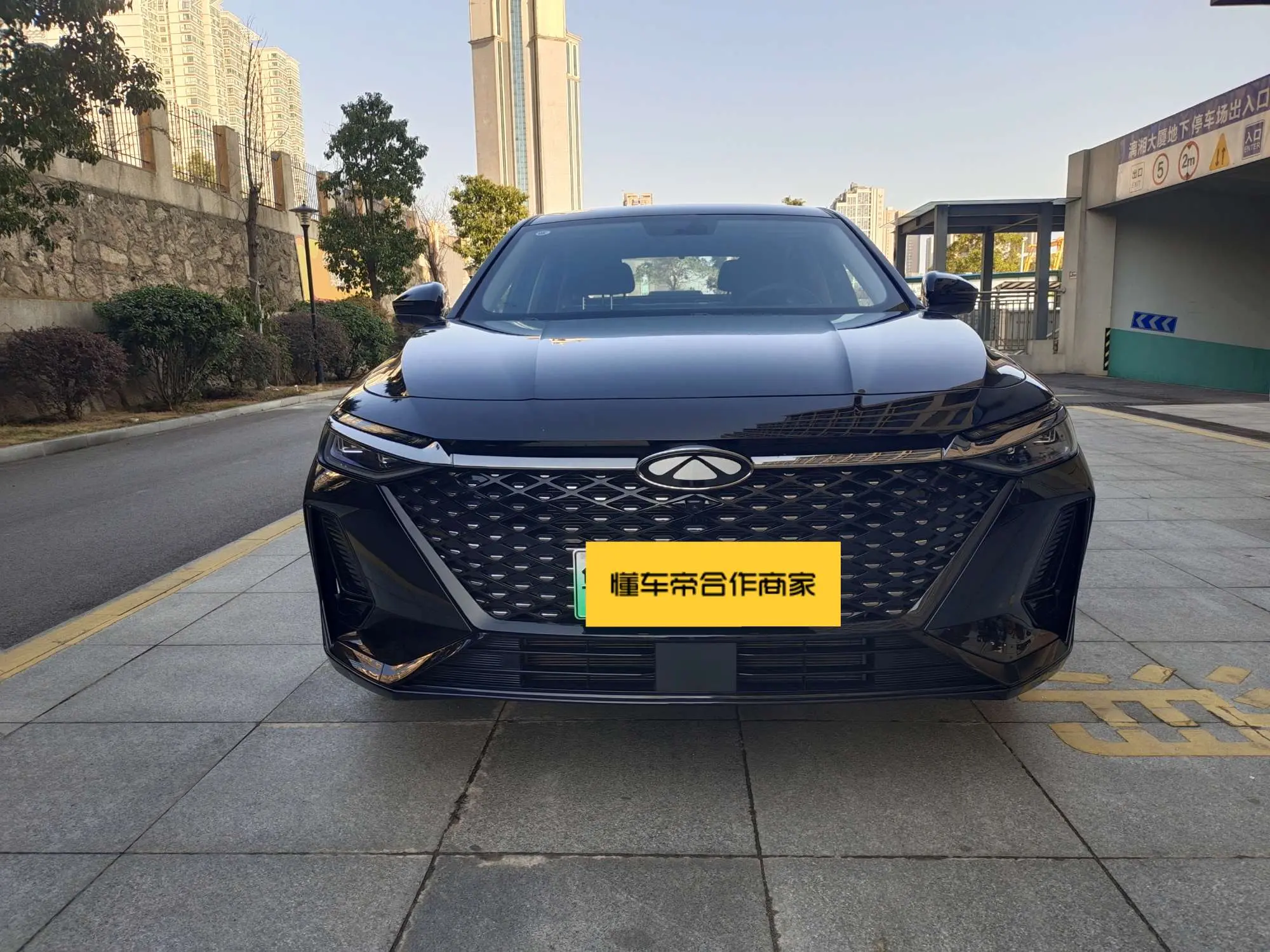 Chery Fengyun A8  из Китая