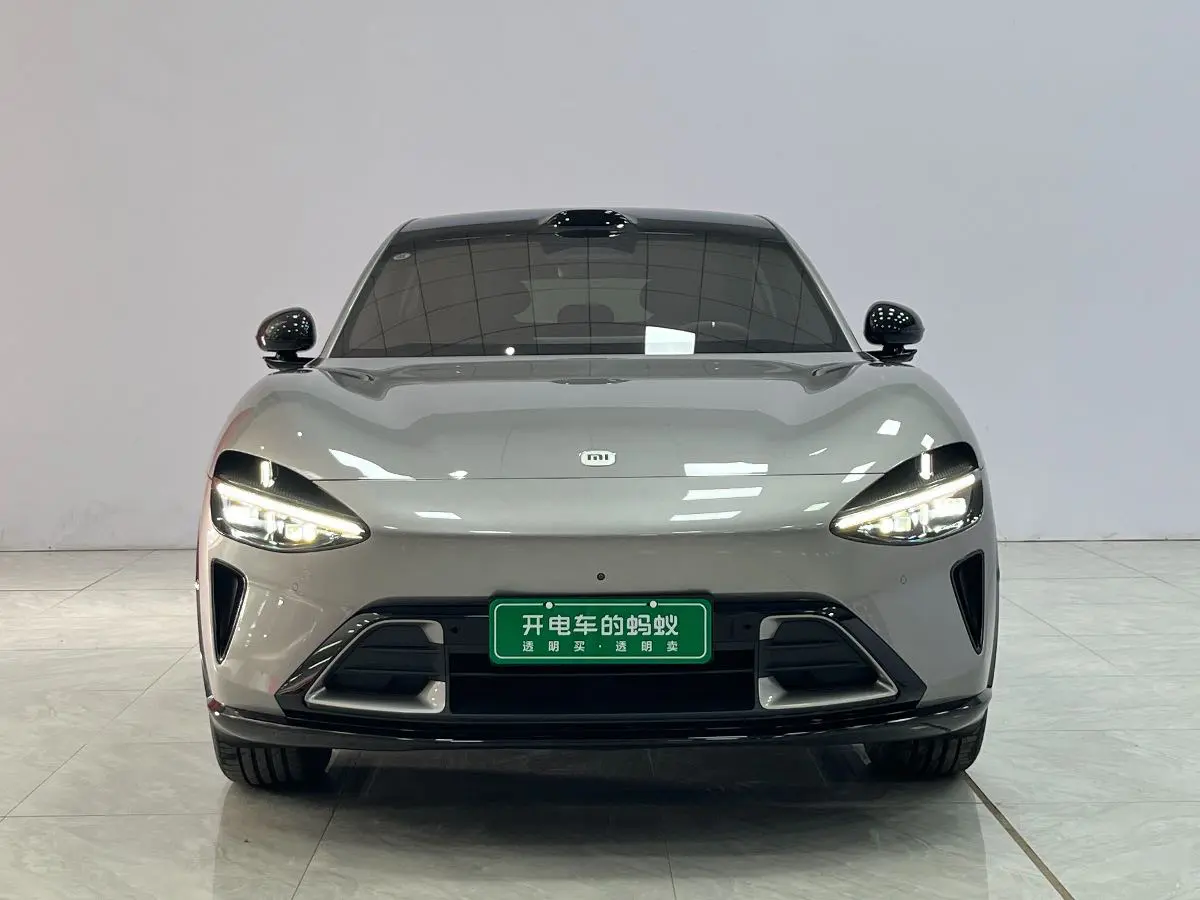 Xiaomi car Xiaomi YU7  из Китая