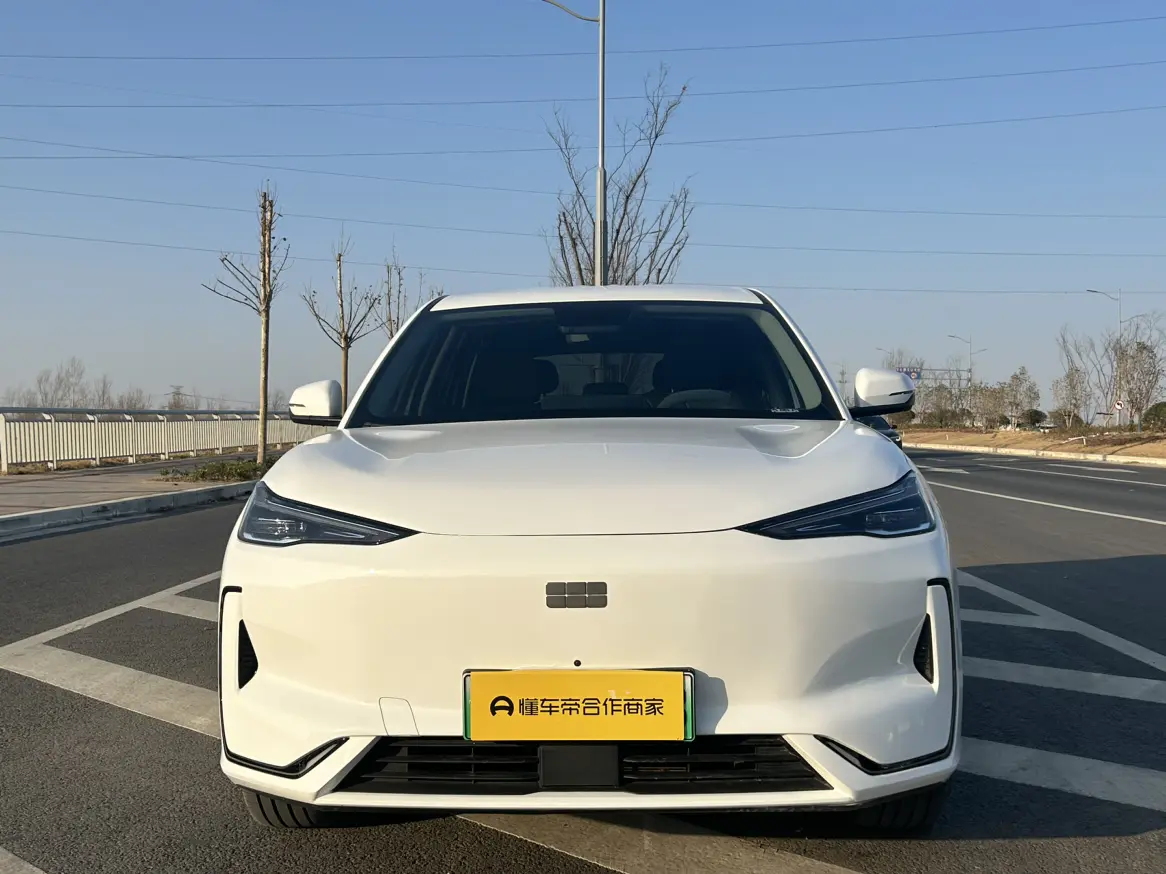 Geely Galaxy E5  из Китая