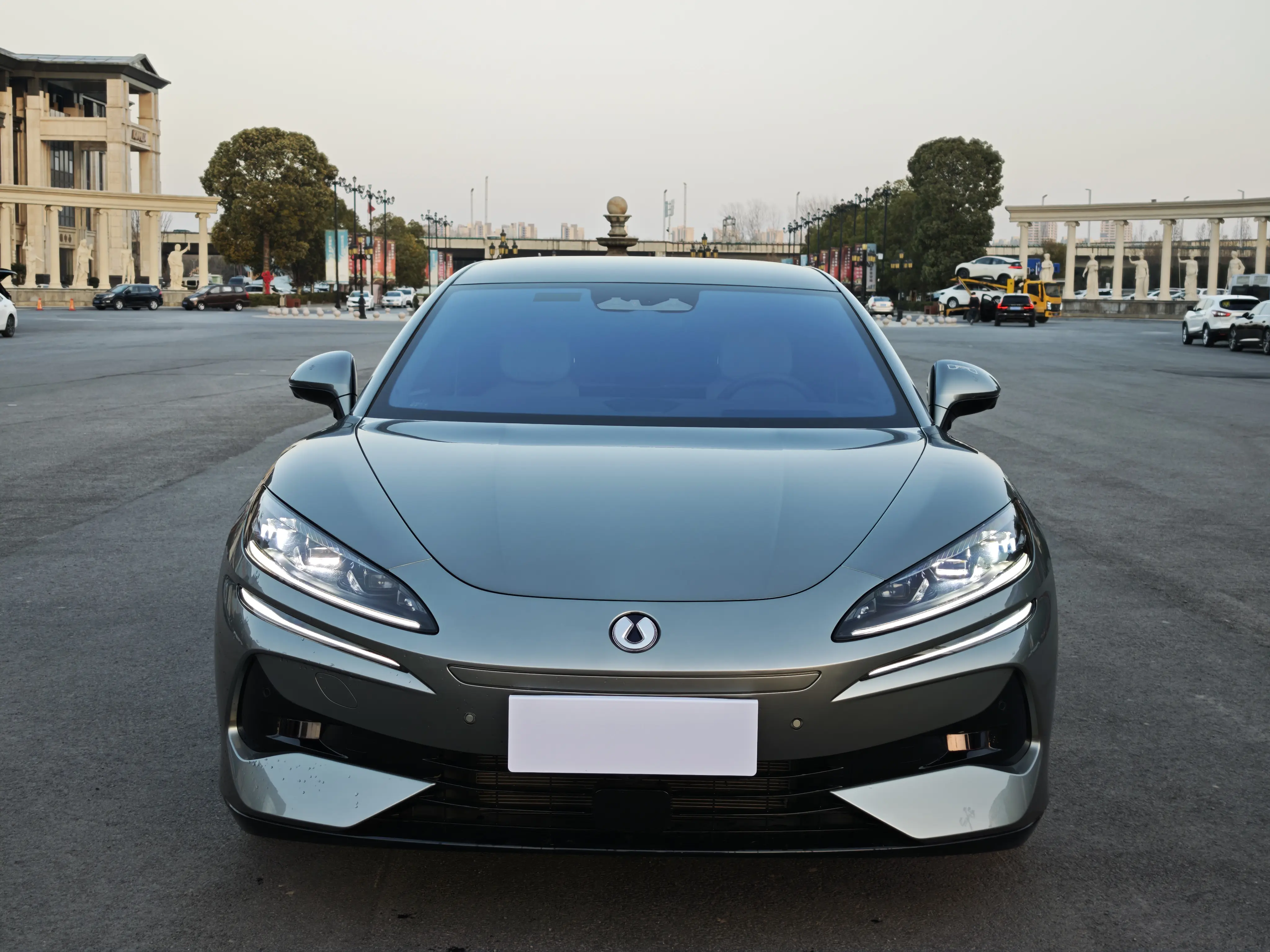 Denza DENGZH9GT DM  из Китая