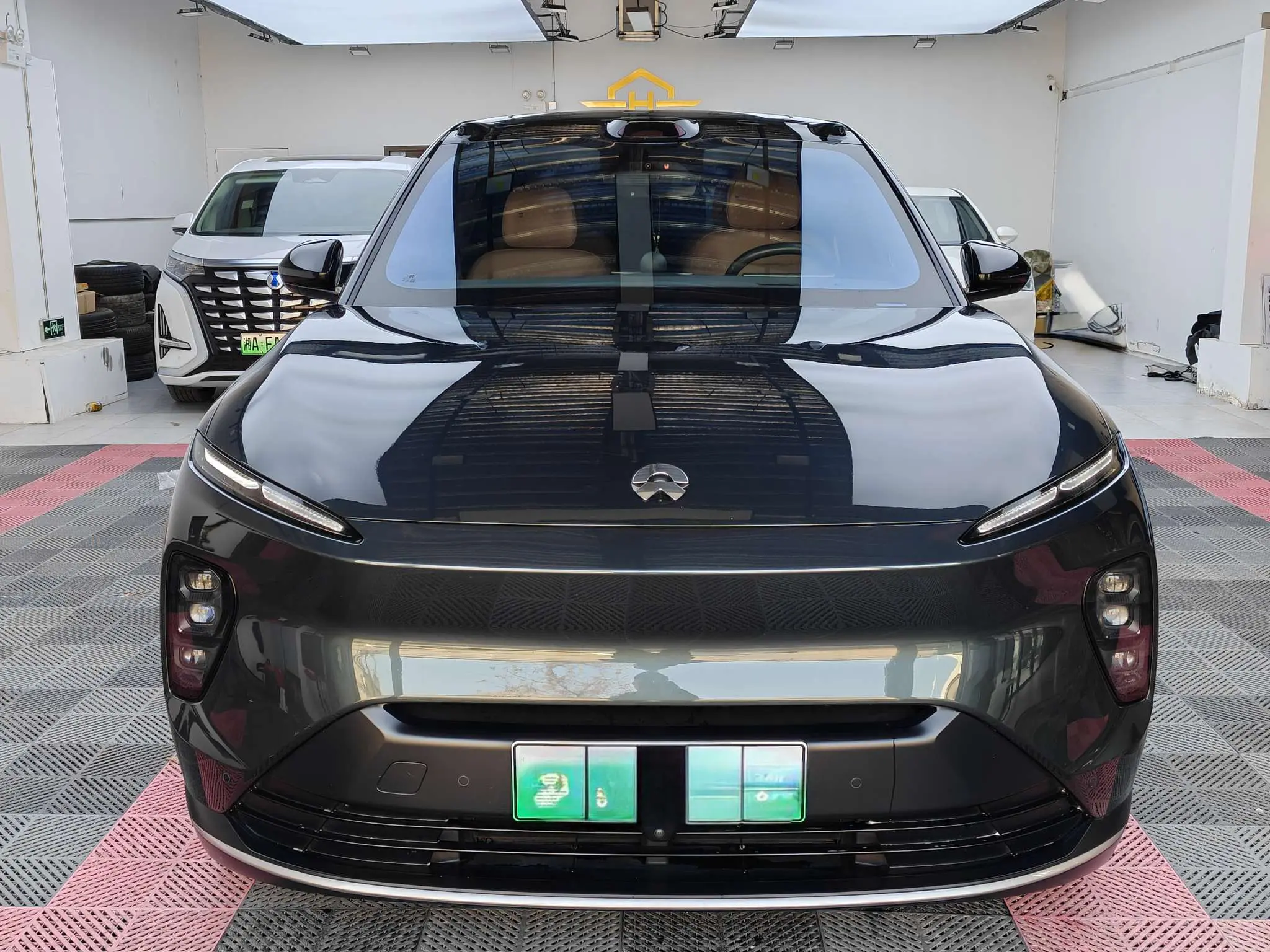 NIO ES8  из Китая