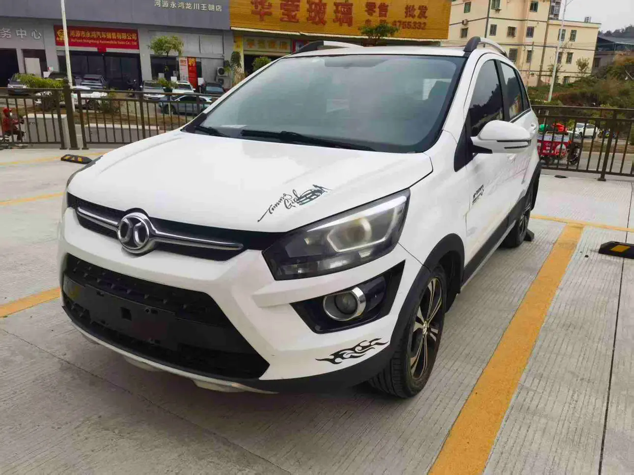 BAIC Shenbao X25  из Китая