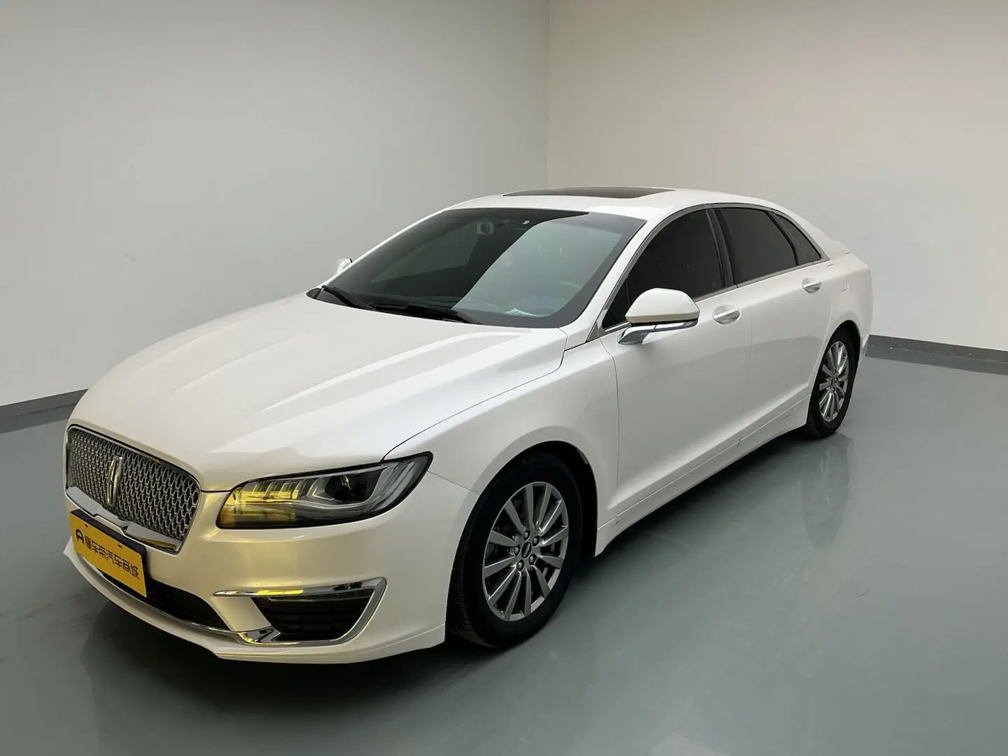 Lincoln MKZ  из Китая