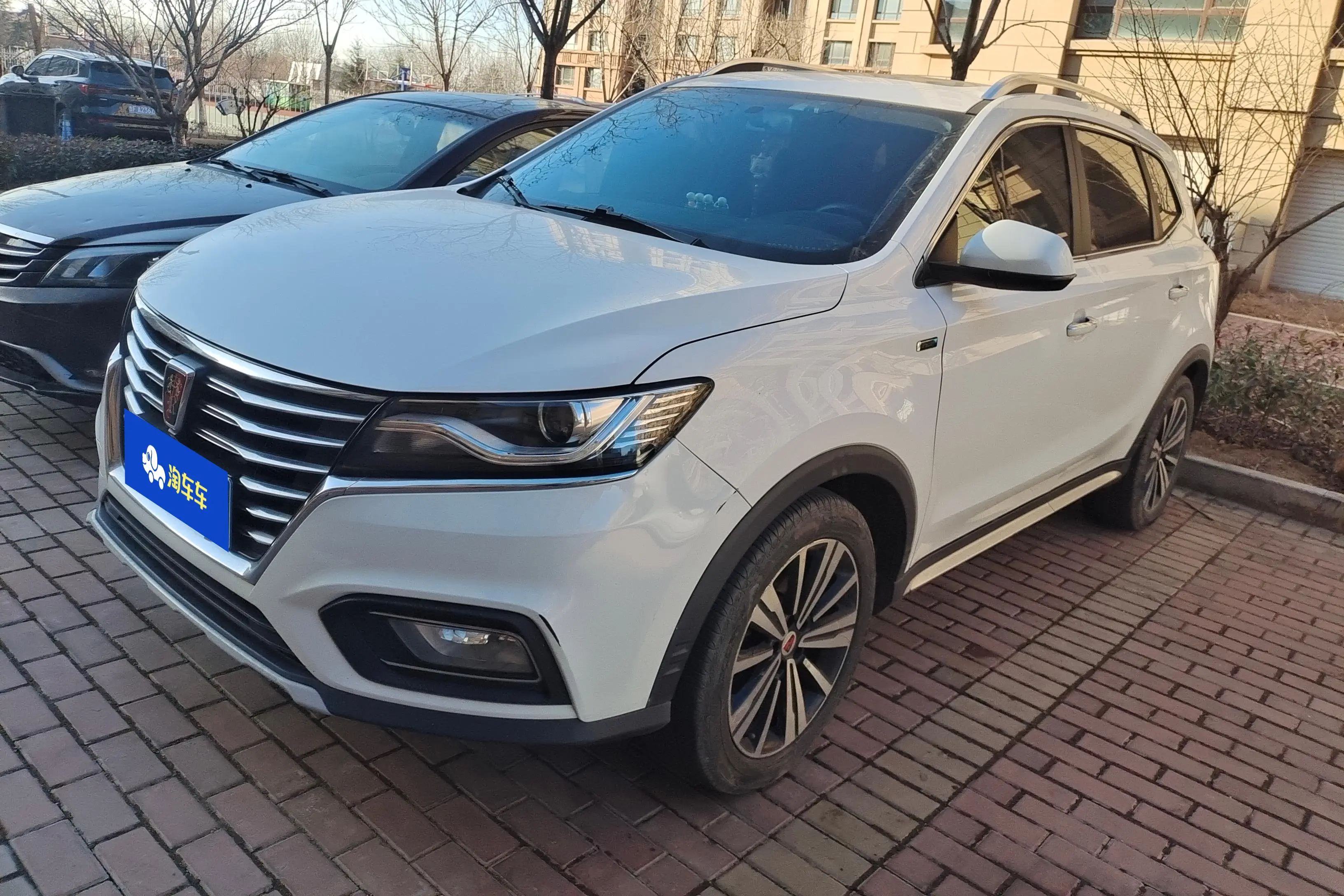 Roewe RX5  из Китая