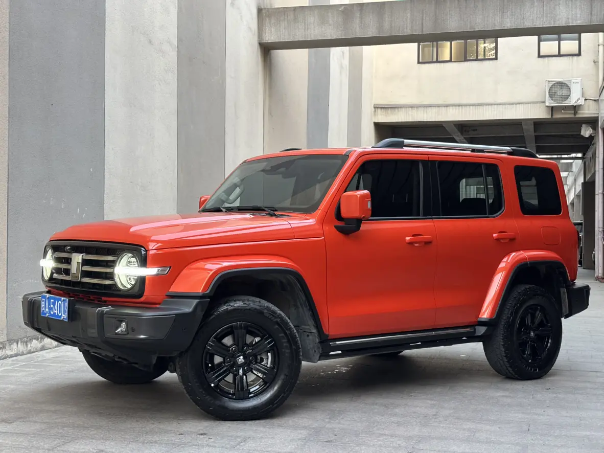 Tank 300  из Китая