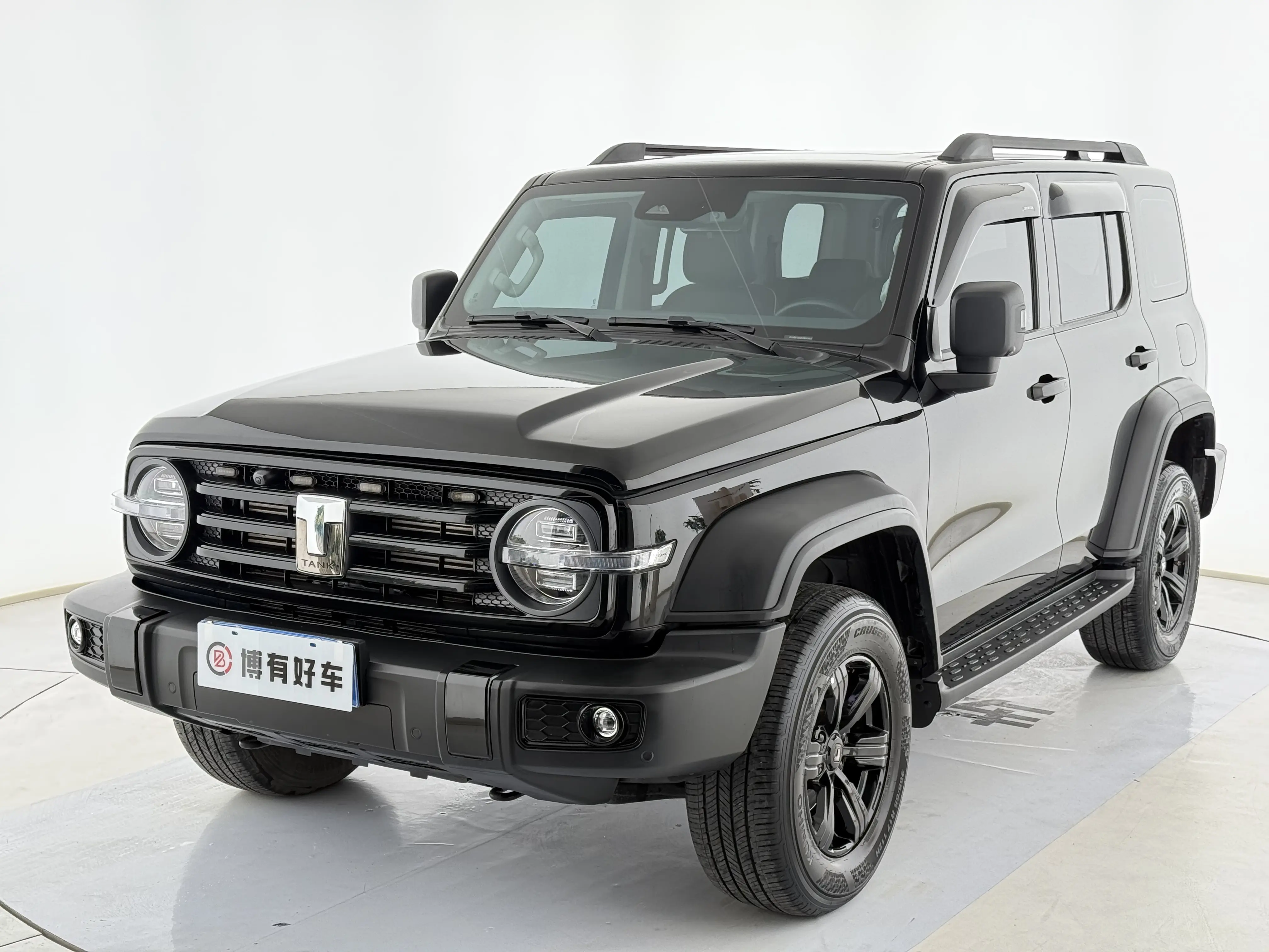 Tank 300  из Китая