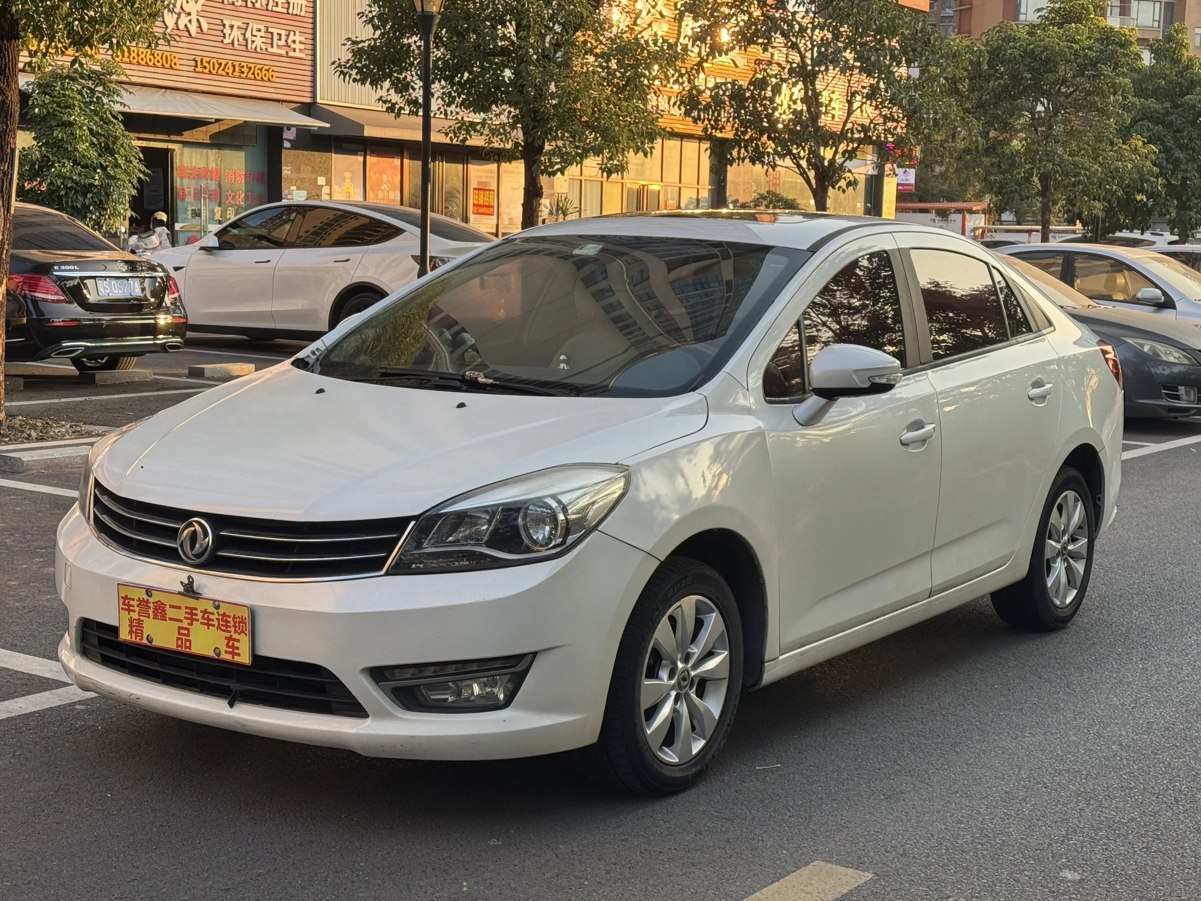 Dongfeng Fengshen L60  из Китая