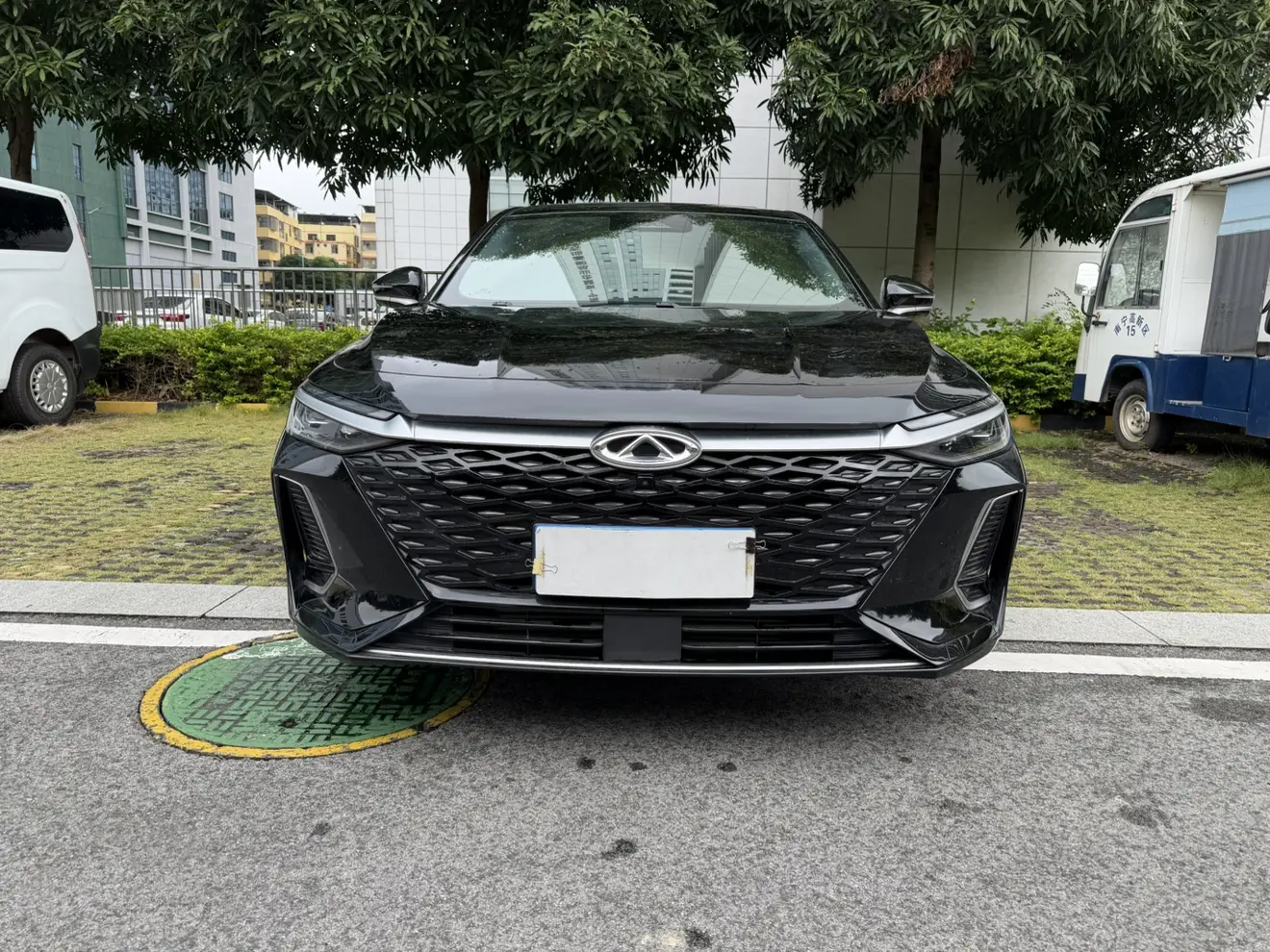 Chery Arrizo 8  из Китая