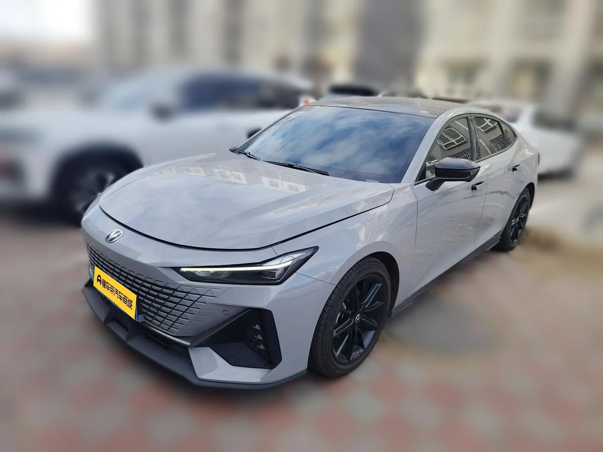 Changan UNI-V  из Китая