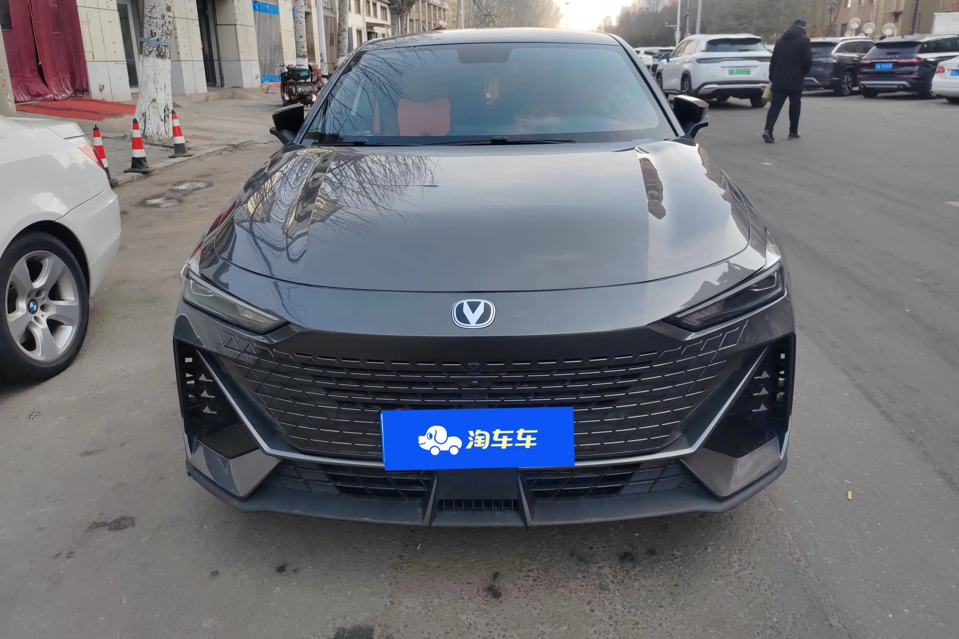 Changan UNI-V  из Китая