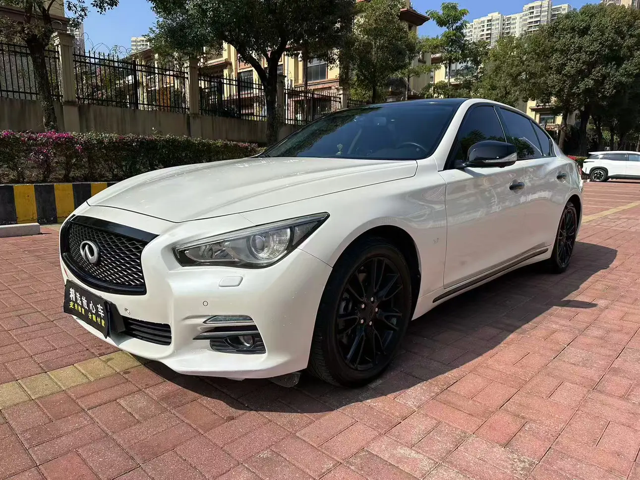 Infiniti Q50L  из Китая