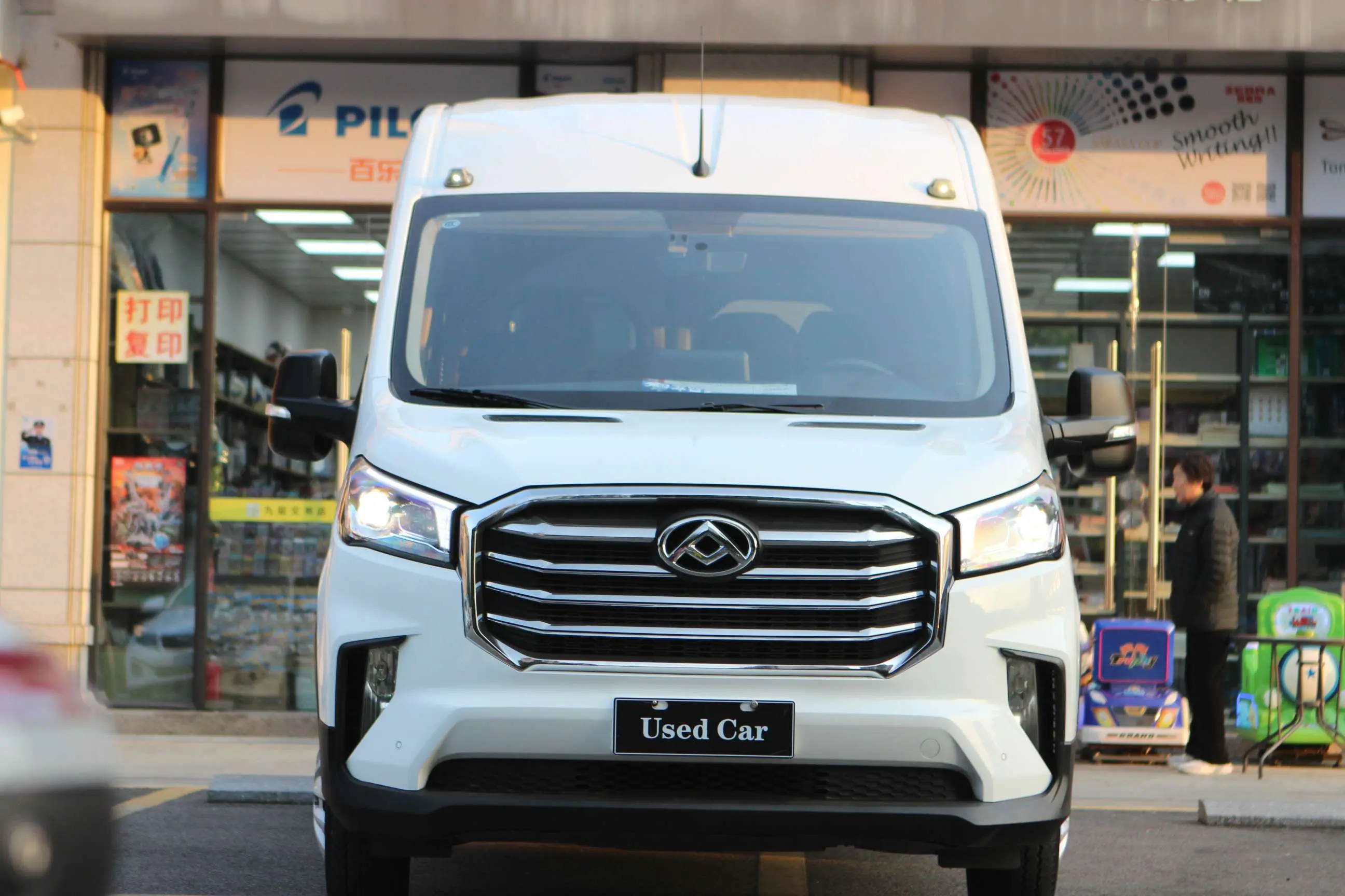 Datong Xintu V90  из Китая