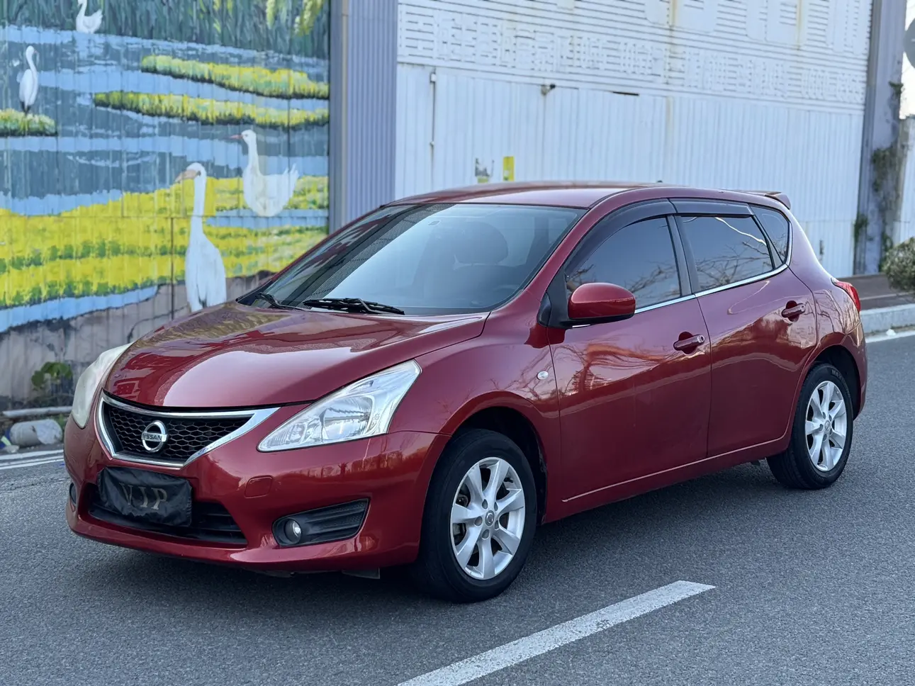 Nissan Tiida  из Китая