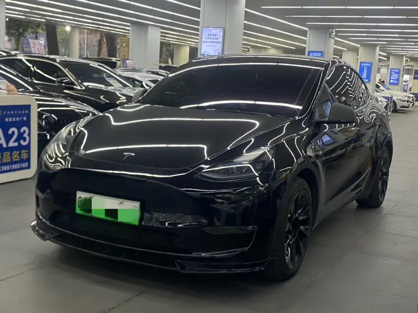 Tesla Model Y  из Китая