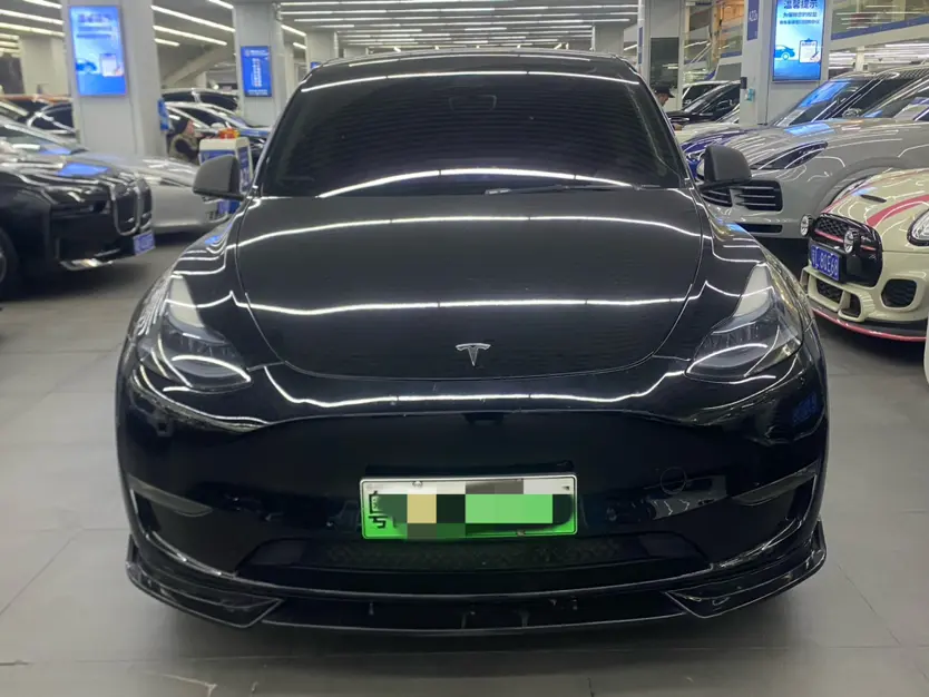 Tesla Model Y  из Китая
