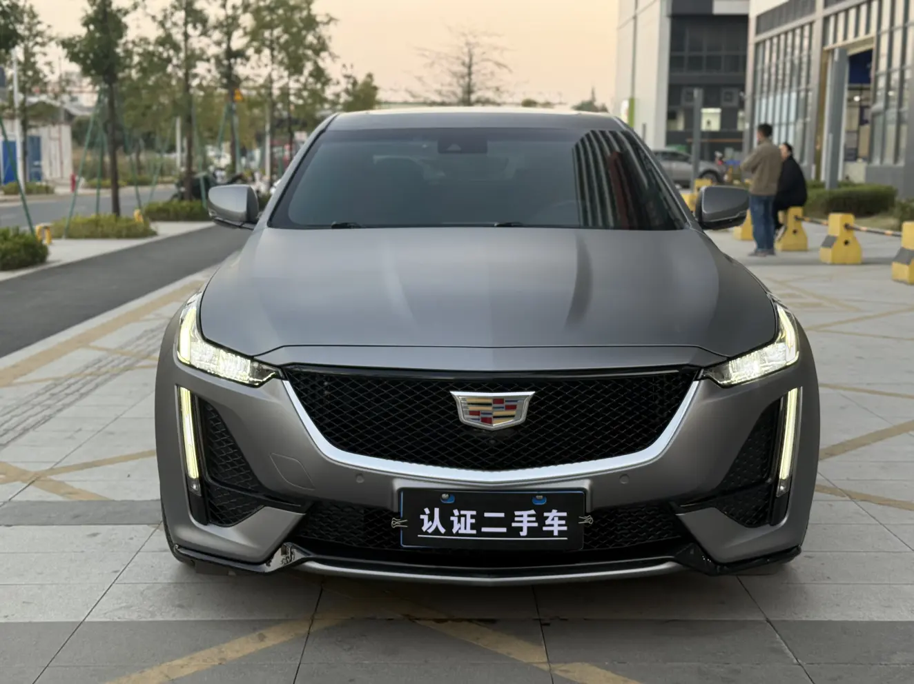 Cadillac CT5  из Китая