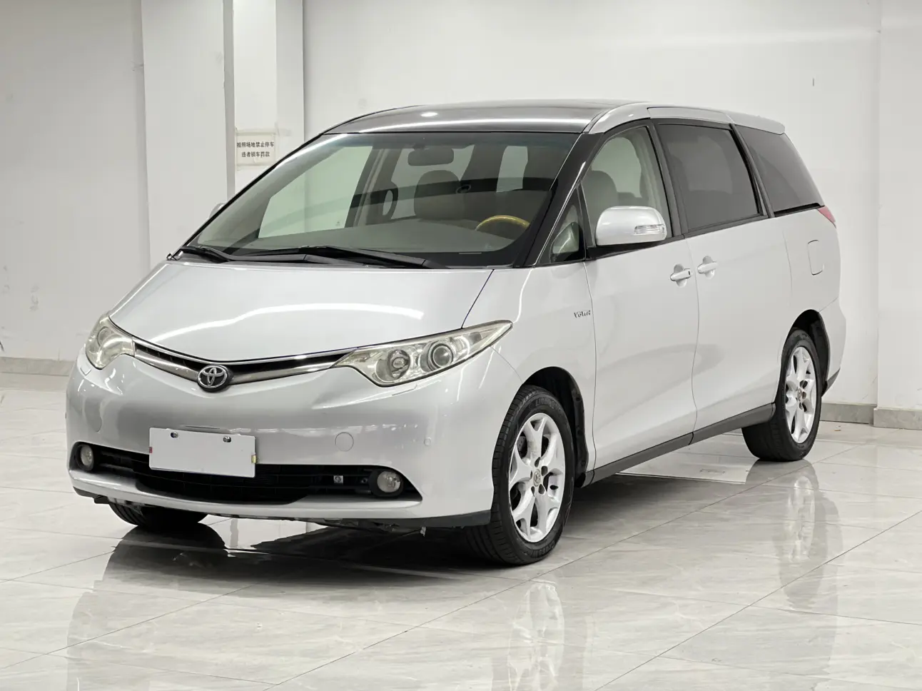 Toyota Previa  из Китая
