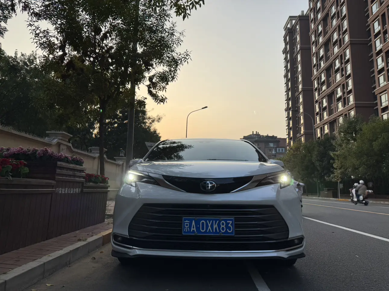 Toyota Sienna  из Китая