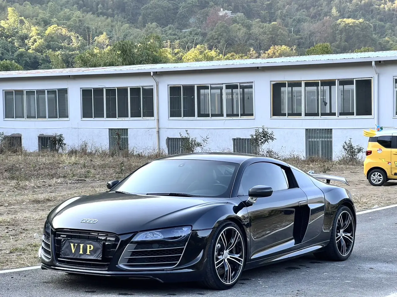 Audi R8  из Китая