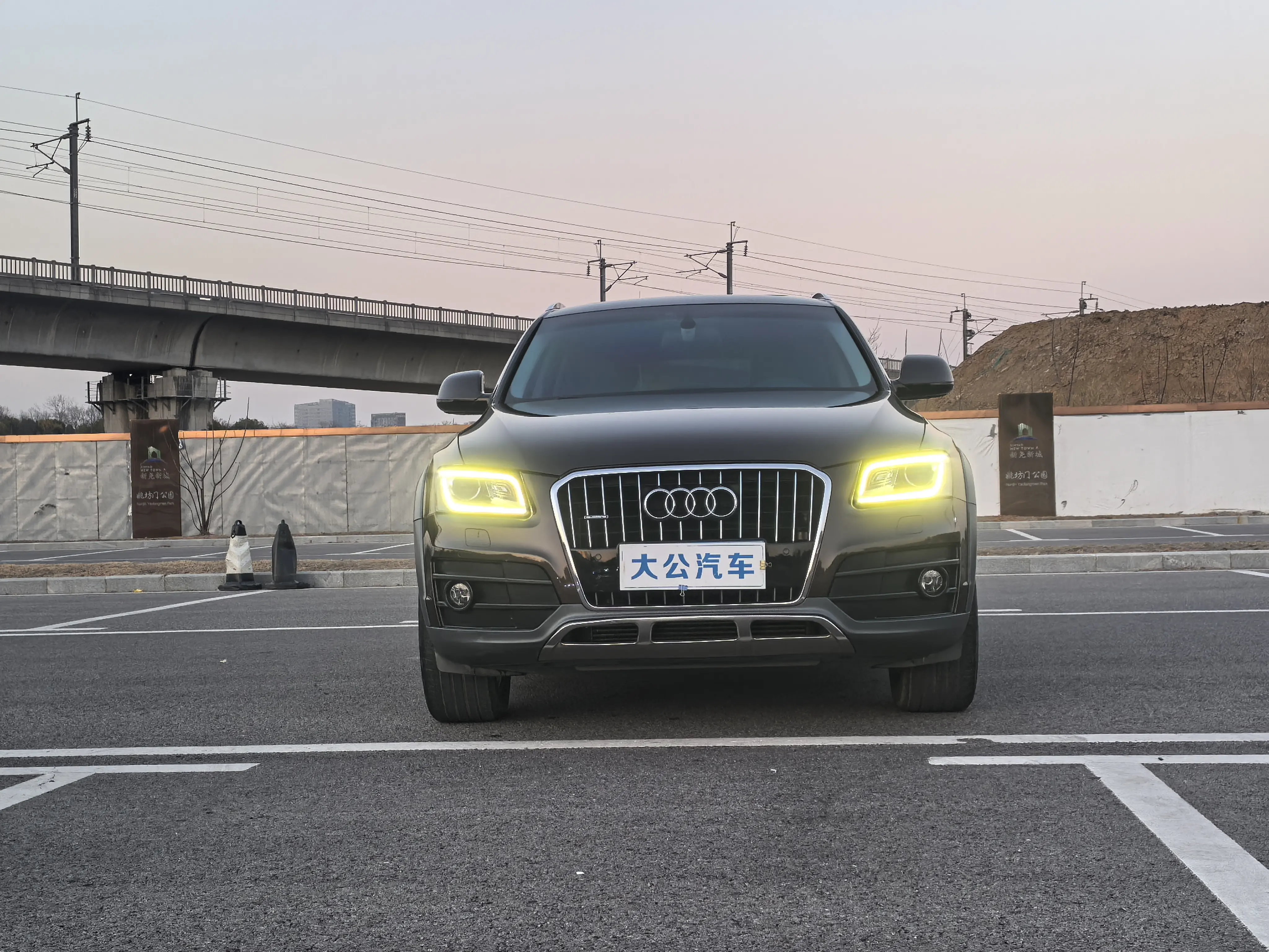 Audi Q5  из Китая