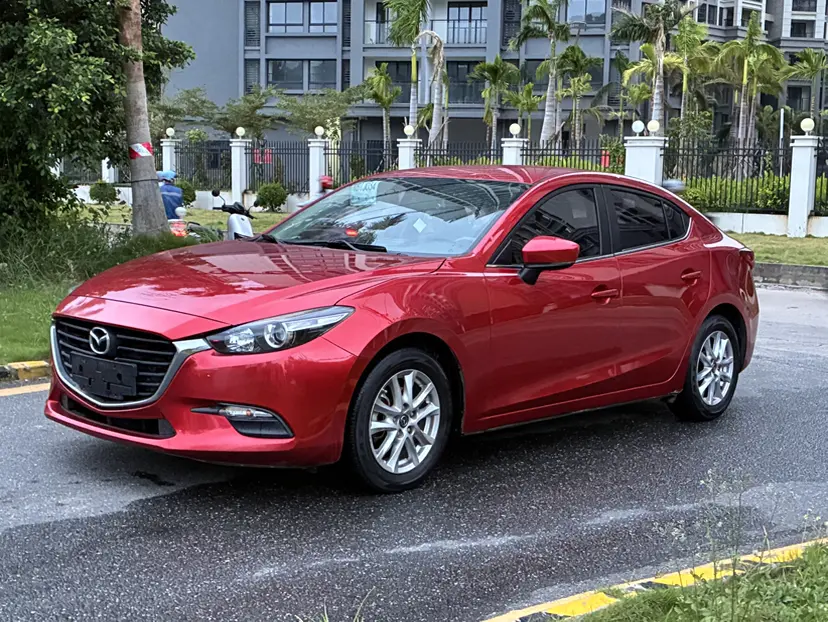 Mazda Axela (Mazda3)  из Китая