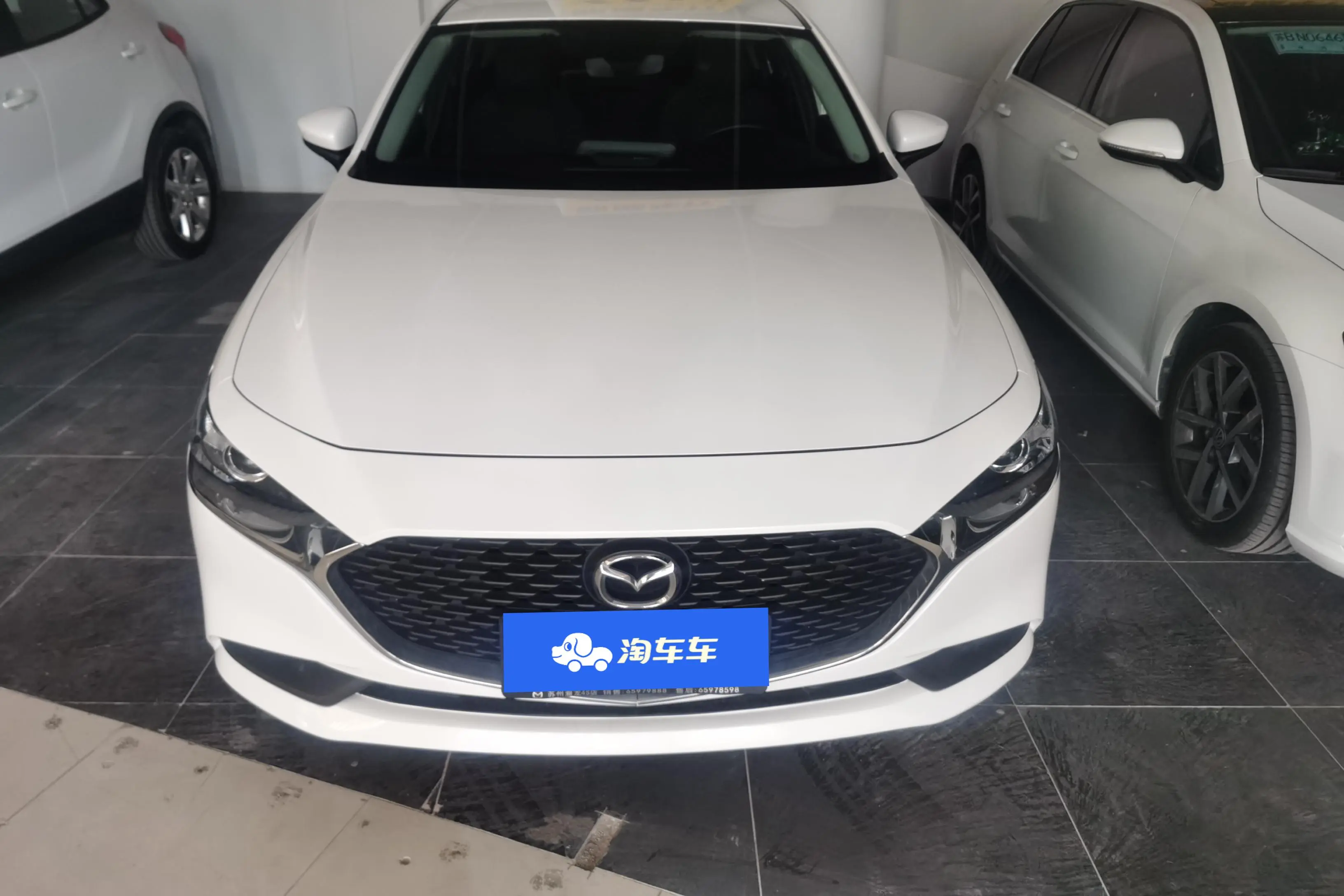 Mazda Axela (Mazda3)  из Китая