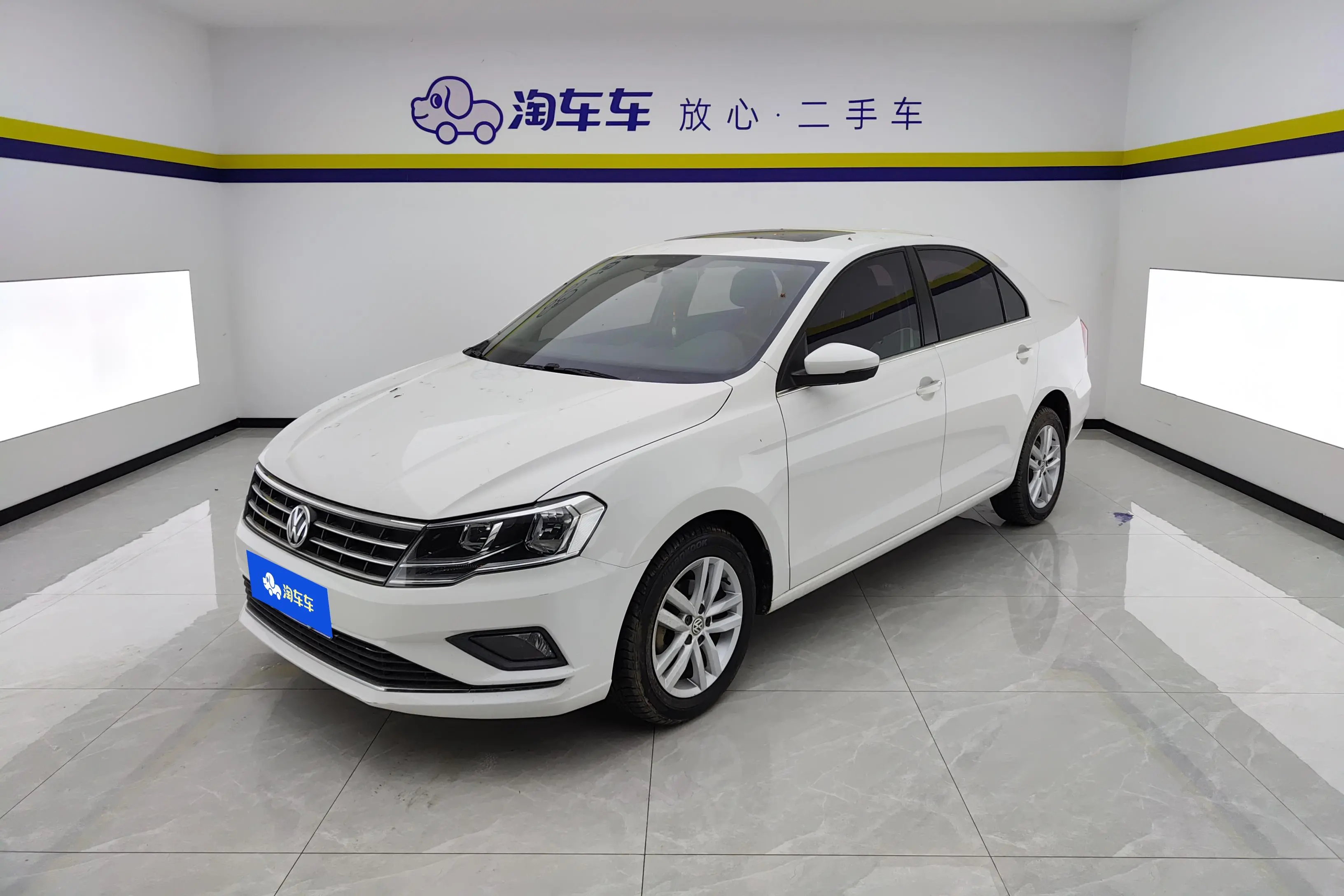 Volkswagen Jetta  из Китая