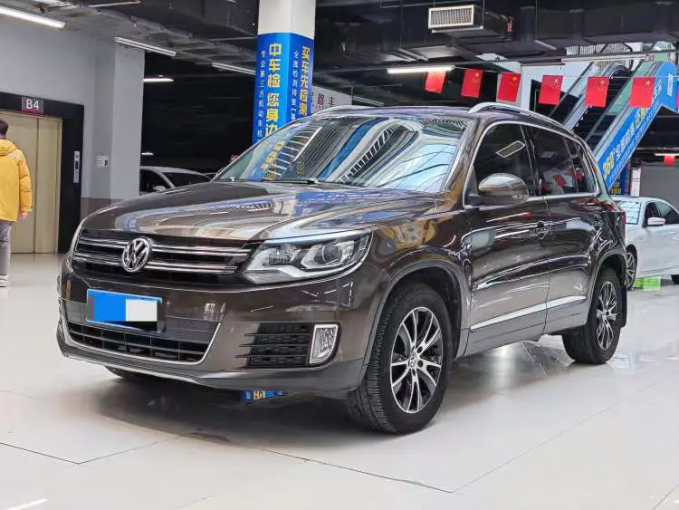 Volkswagen Tiguan  из Китая