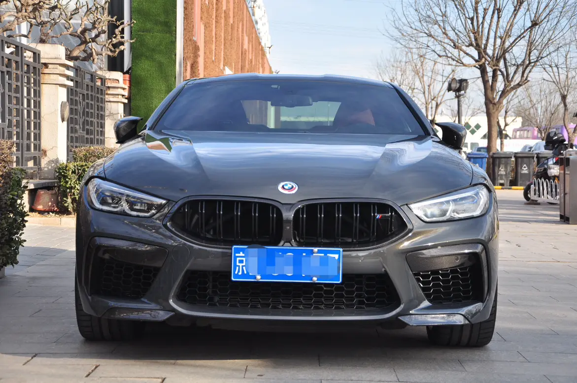 BMW M8  из Китая