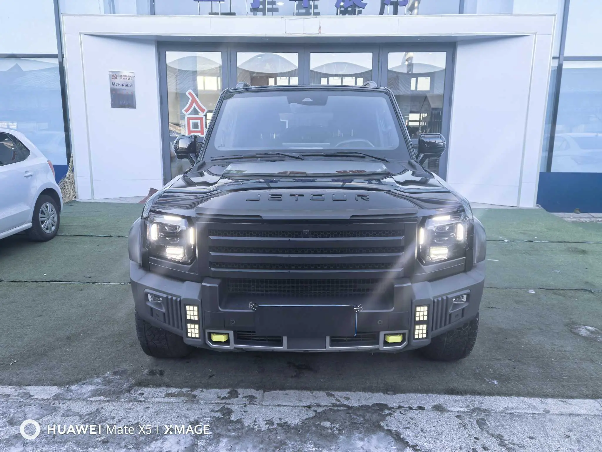 Jetour Jet Traveler  из Китая