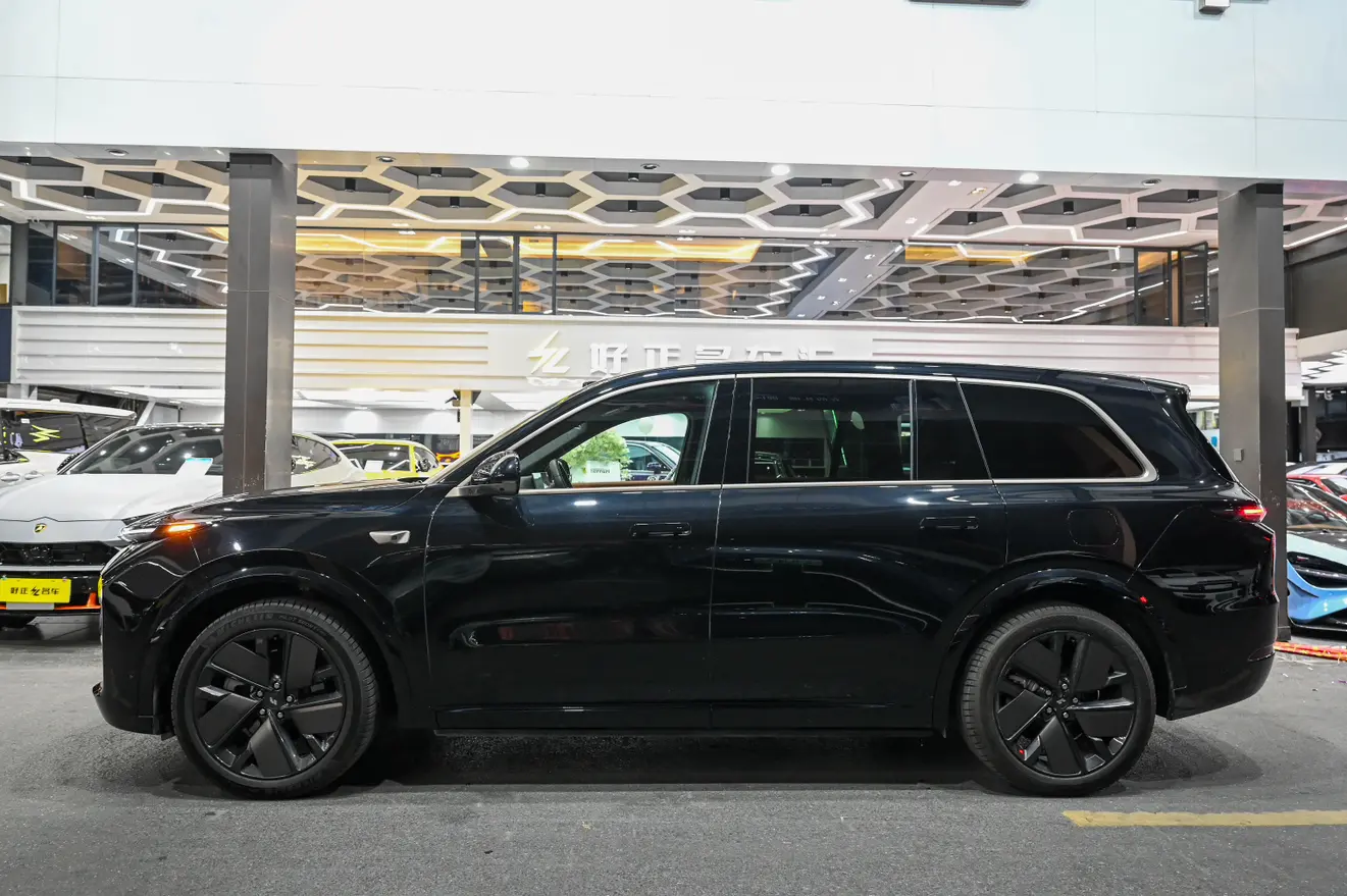 Li L9 (Ideal L9)  из Китая