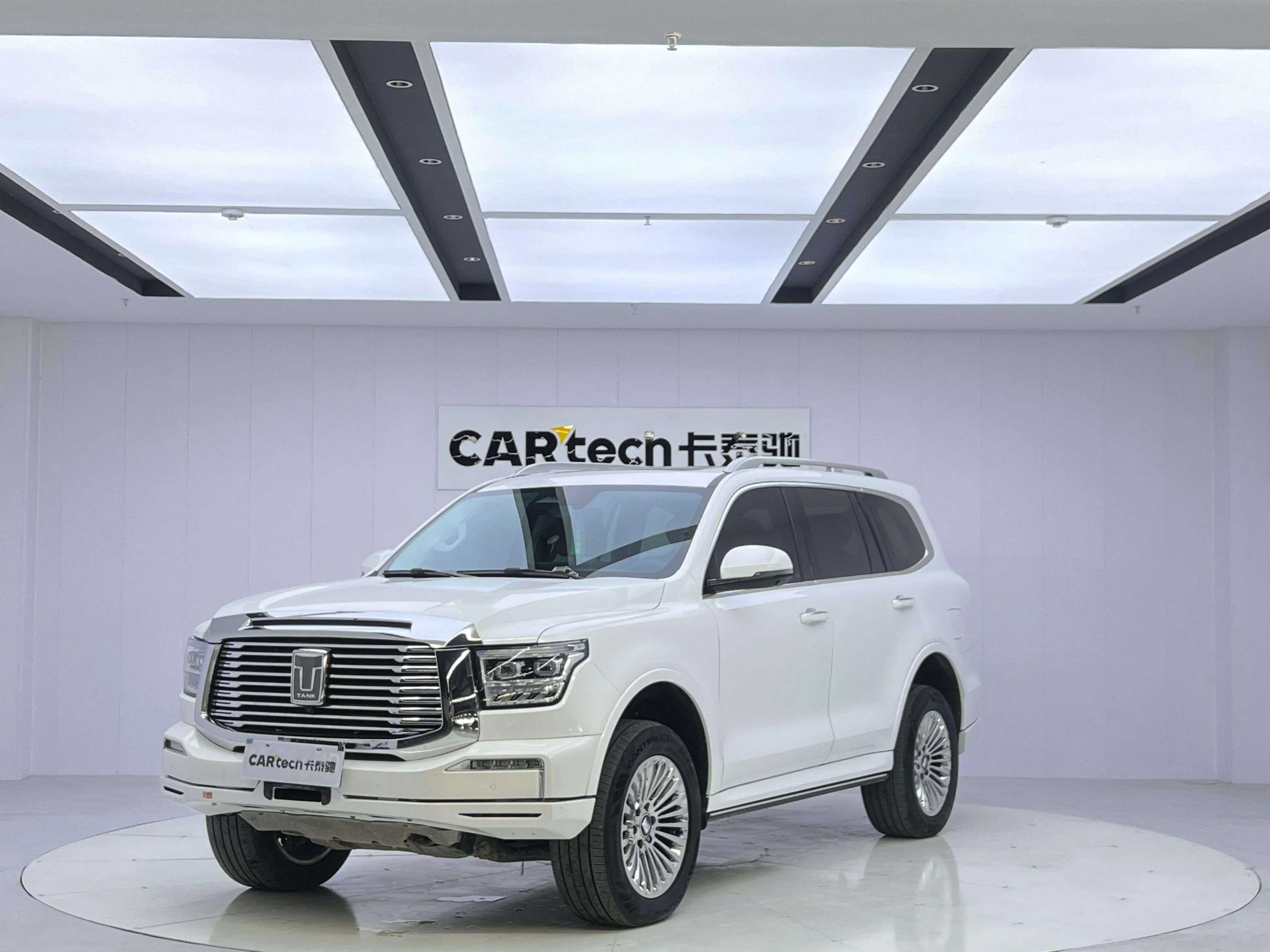 Tank 500  из Китая