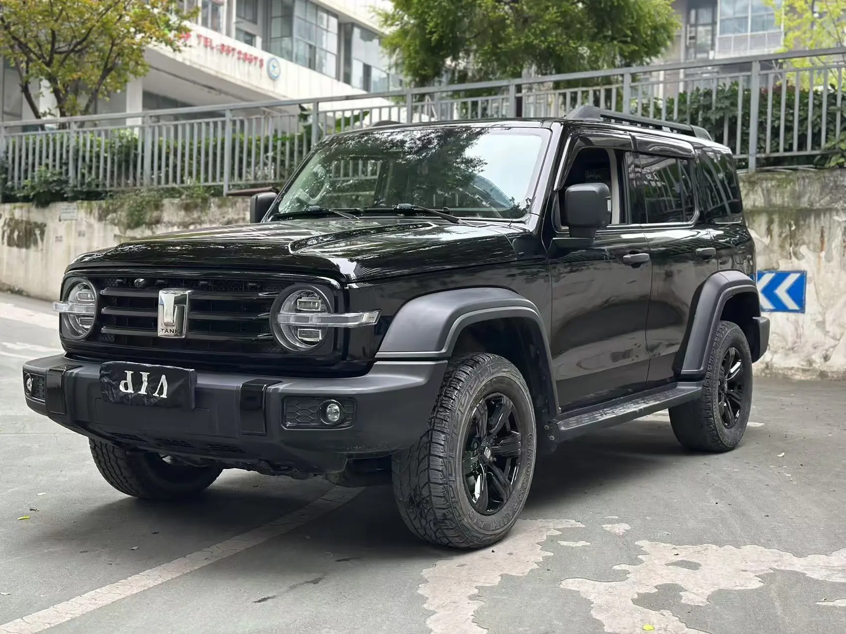 Tank 300  из Китая